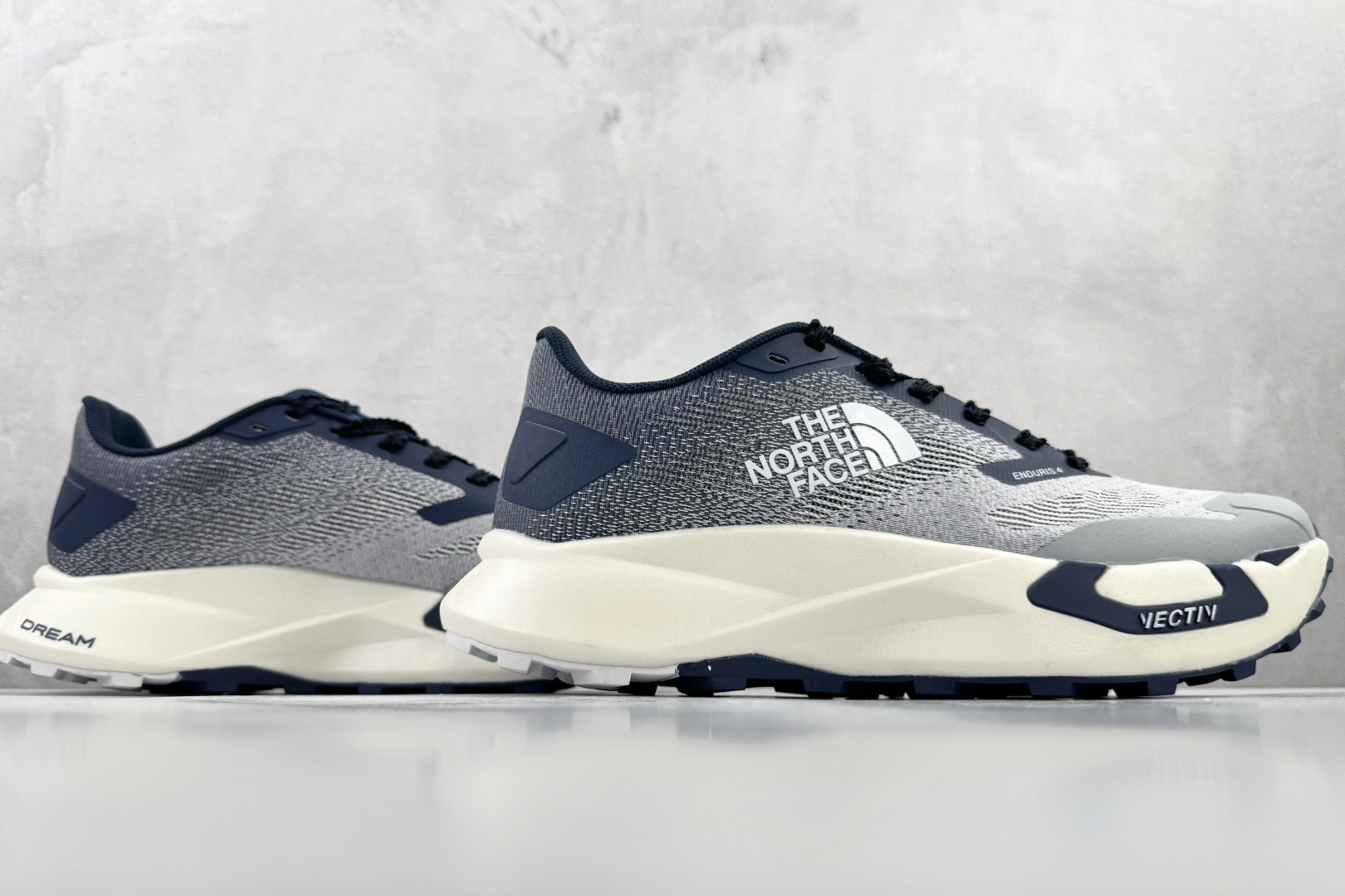 东南亚订单 北面THE NORTH FACE Vectiv Enduris 4 蓝白色 NF0A8AEP-EZI-High Quatity Cheap Brand wholesale wholesaler seller Clothes Bags handbags Sneakers Top Fashion Clothing Shoes from China Factory Chinese suppliers best Quality Beautiful Price 东南亚订单 北面THE NORTH FACE Vectiv Enduris 4 蓝白色 NF0A8AEP-EZI