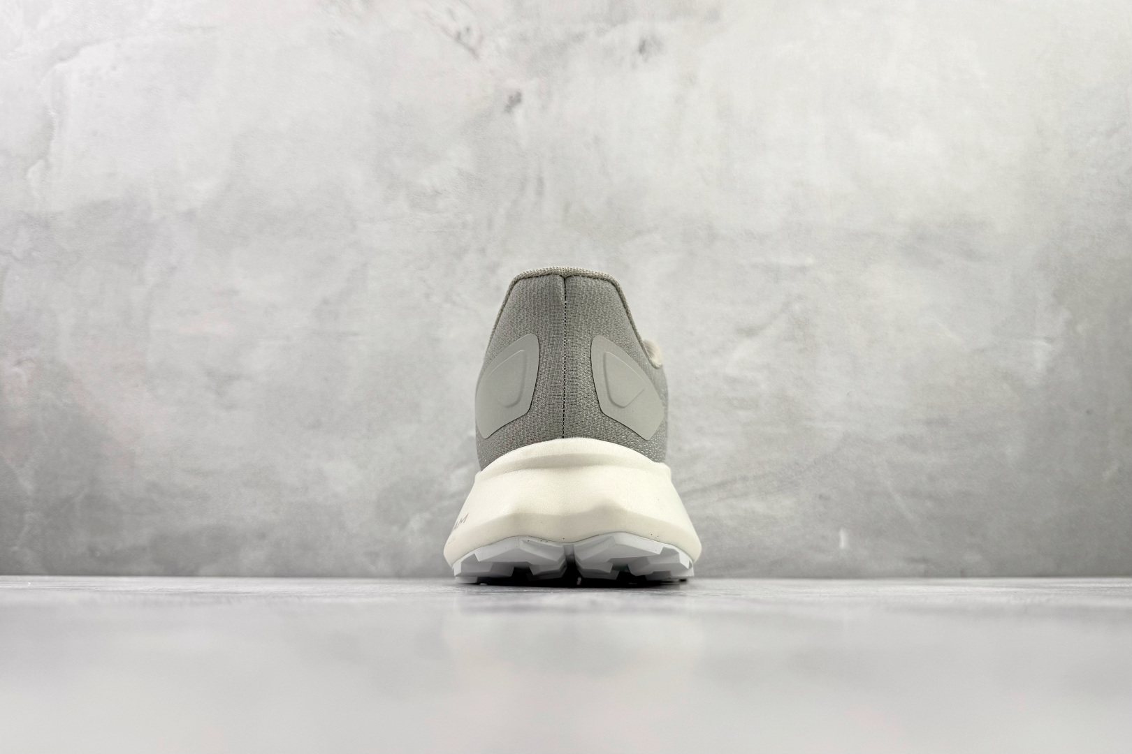 东南亚订单 北面THE NORTH FACE Vectiv Enduris 4 灰色 NF0A8AEP-7UP-High Quatity Cheap Brand wholesale wholesaler seller Clothes Bags handbags Sneakers Top Fashion Clothing Shoes from China Factory Chinese suppliers best Quality Beautiful Price 东南亚订单 北面THE NORTH FACE Vectiv Enduris 4 灰色 NF0A8AEP-7UP