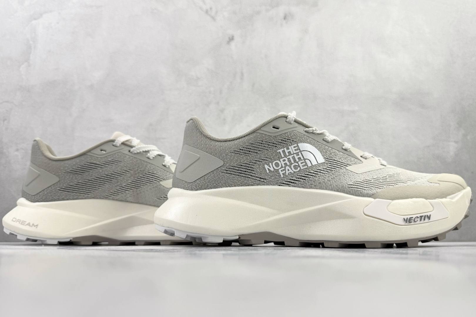 东南亚订单 北面THE NORTH FACE Vectiv Enduris 4 灰色 NF0A8AEP-7UP-High Quatity Cheap Brand wholesale wholesaler seller Clothes Bags handbags Sneakers Top Fashion Clothing Shoes from China Factory Chinese suppliers best Quality Beautiful Price 东南亚订单 北面THE NORTH FACE Vectiv Enduris 4 灰色 NF0A8AEP-7UP