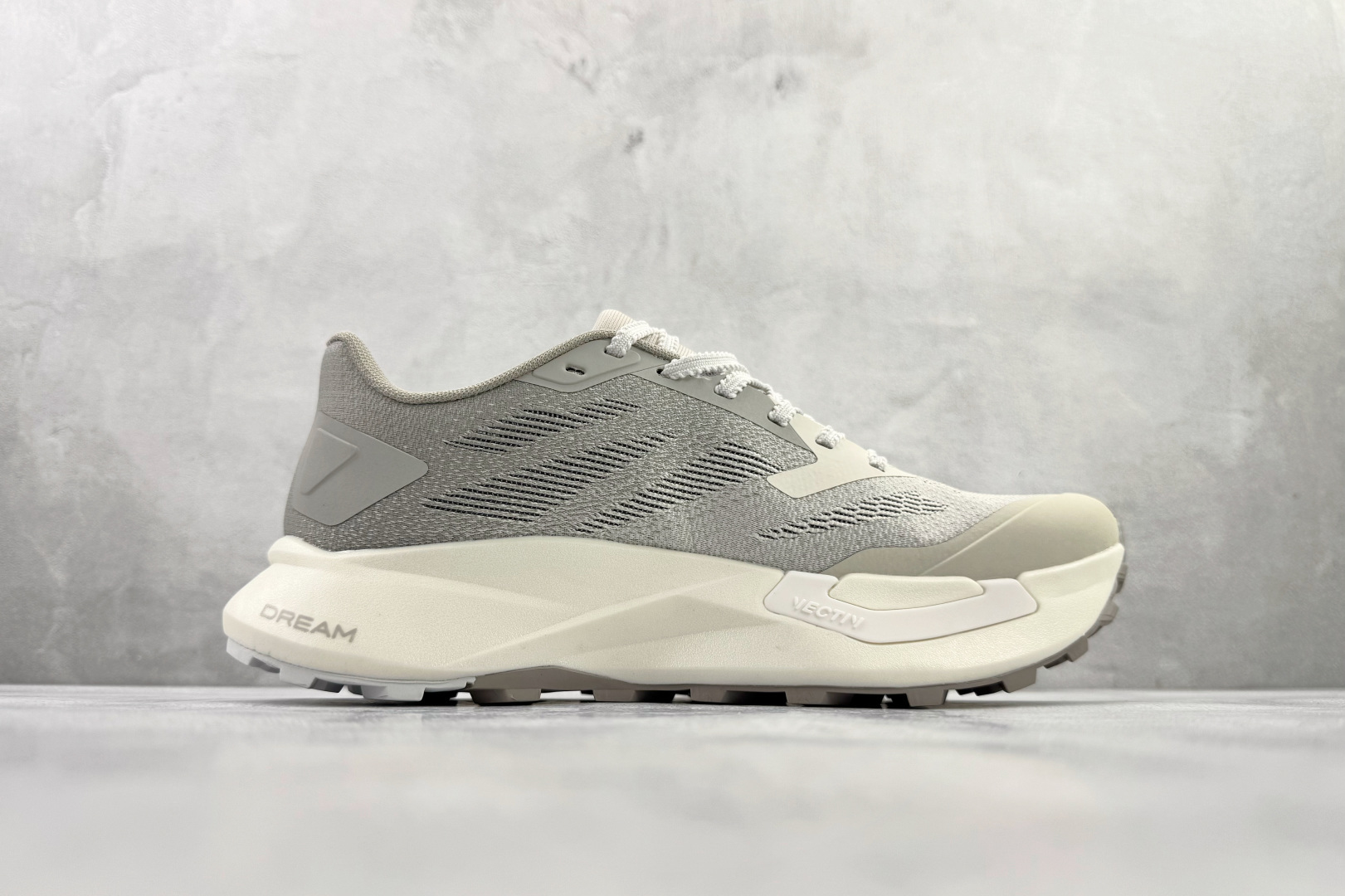 东南亚订单 北面THE NORTH FACE Vectiv Enduris 4 灰色 NF0A8AEP-7UP-High Quatity Cheap Brand wholesale wholesaler seller Clothes Bags handbags Sneakers Top Fashion Clothing Shoes from China Factory Chinese suppliers best Quality Beautiful Price 东南亚订单 北面THE NORTH FACE Vectiv Enduris 4 灰色 NF0A8AEP-7UP