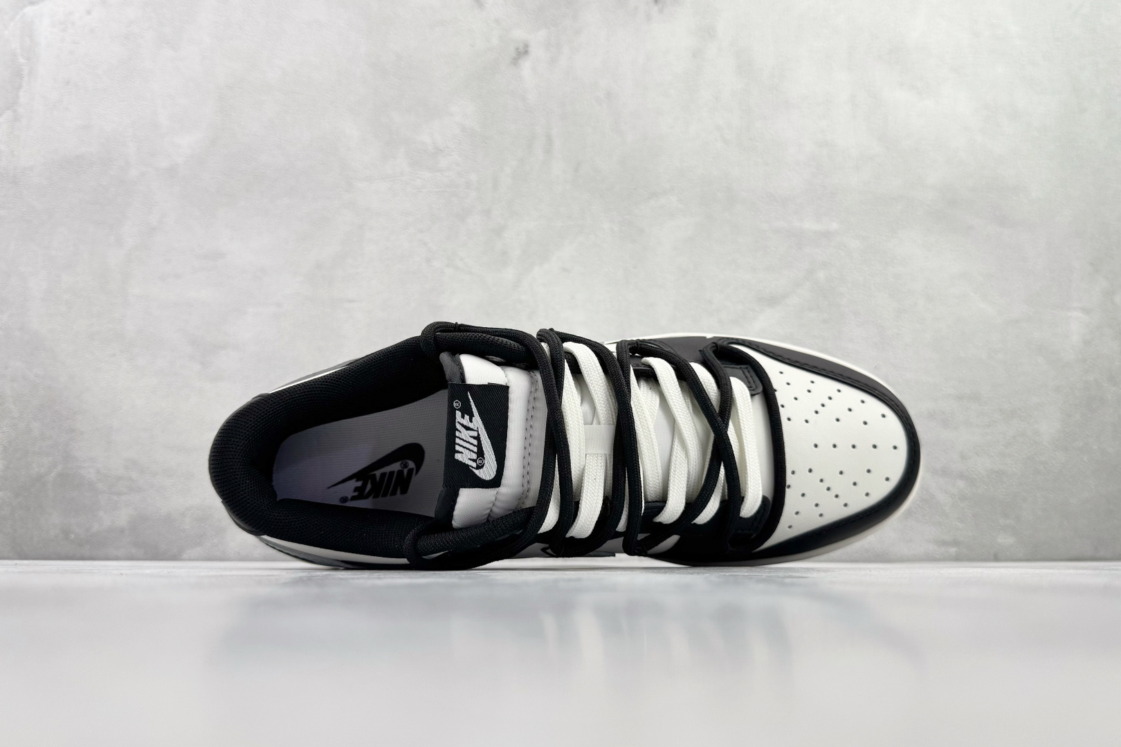 Nike Dunk Low 星陨之砬 黑白色 BG0518-092-High Quatity Cheap Brand wholesale wholesaler seller Clothes Bags handbags Sneakers Top Fashion Clothing Shoes from China Factory Chinese suppliers best Quality Beautiful Price Nike Dunk Low 星陨之砬 黑白色 BG0518-092