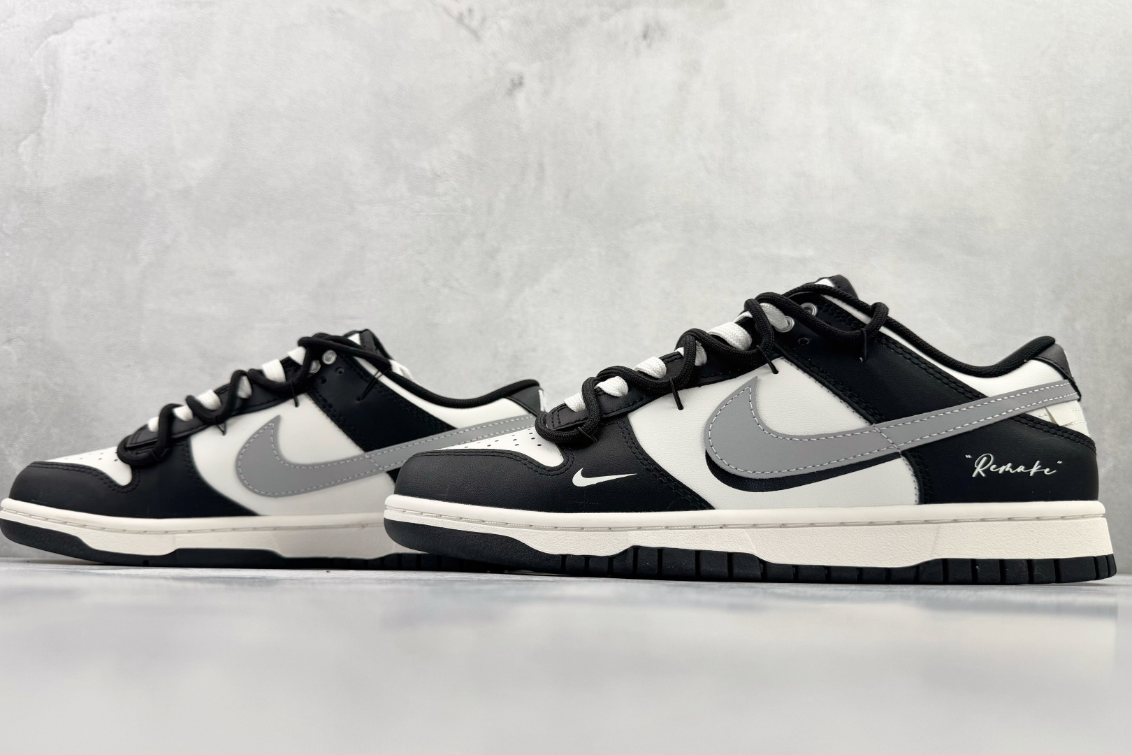 Nike Dunk Low 星陨之砬 黑白色 BG0518-092-High Quatity Cheap Brand wholesale wholesaler seller Clothes Bags handbags Sneakers Top Fashion Clothing Shoes from China Factory Chinese suppliers best Quality Beautiful Price Nike Dunk Low 星陨之砬 黑白色 BG0518-092