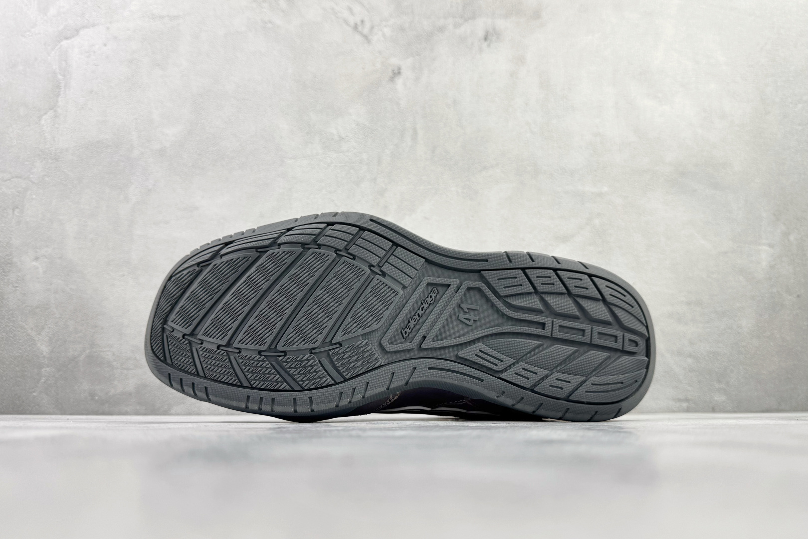 最新外贸批次 Balenciaga巴黎世家 Hamptons Worn-Out 棕色 841765WCURB