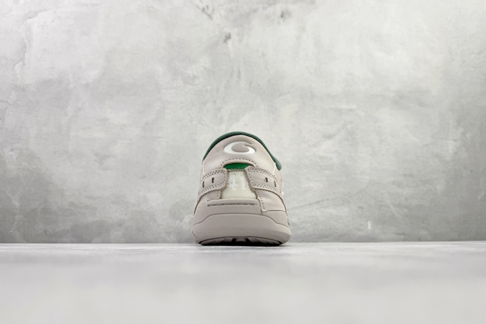 最新外贸批次 Balenciaga巴黎世家 Hamptons Worn-Out 米色 841765WCURS-High Quatity Cheap Brand wholesale wholesaler seller Clothes Bags handbags Sneakers Top Fashion Clothing Shoes from China Factory Chinese suppliers best Quality Beautiful Price 最新外贸批次 Balenciaga巴黎世家 Hamptons Worn-Out 米色 841765WCURS