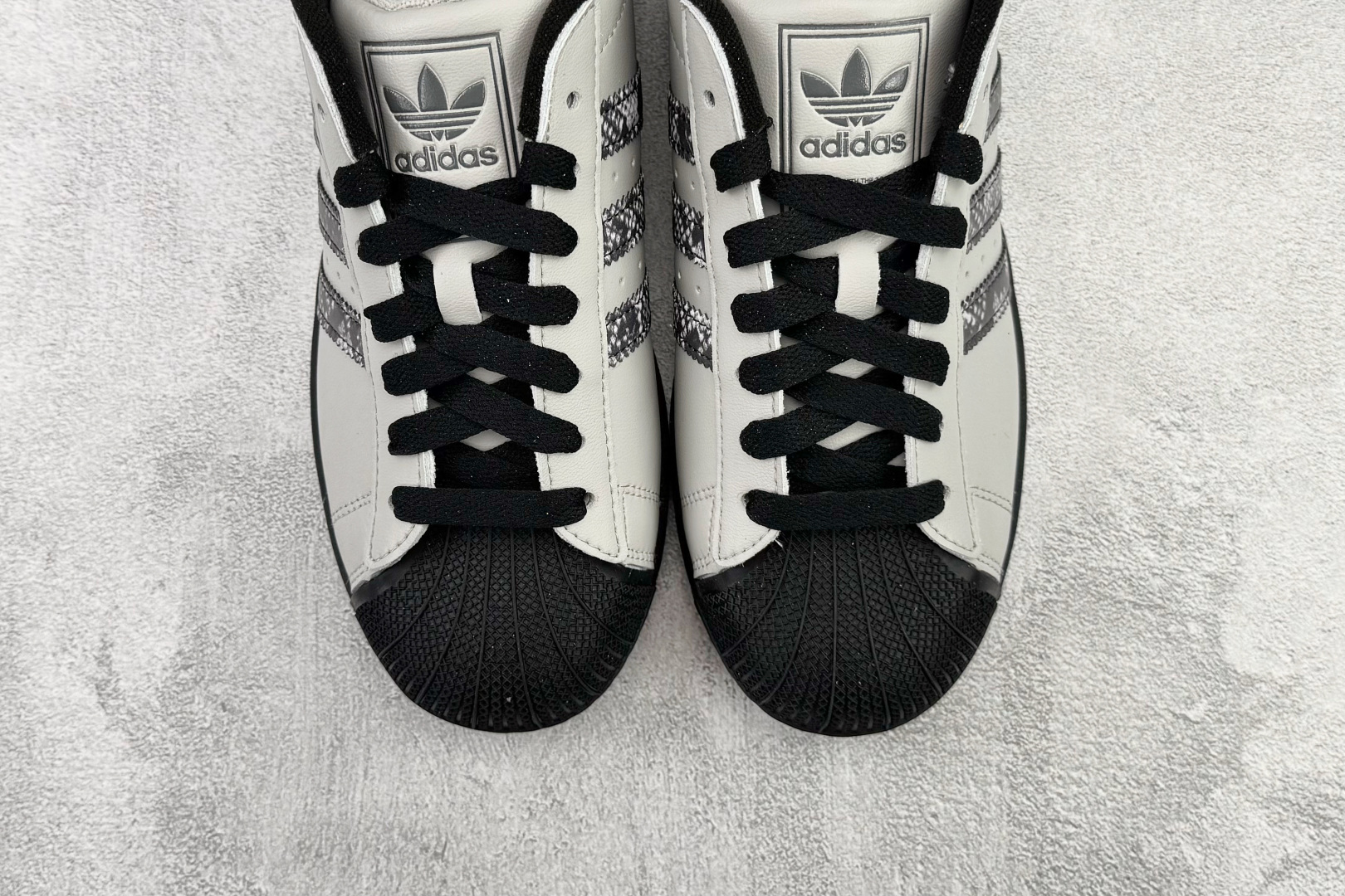 平台爆款adidas originals Super 2 灰色 JP6059