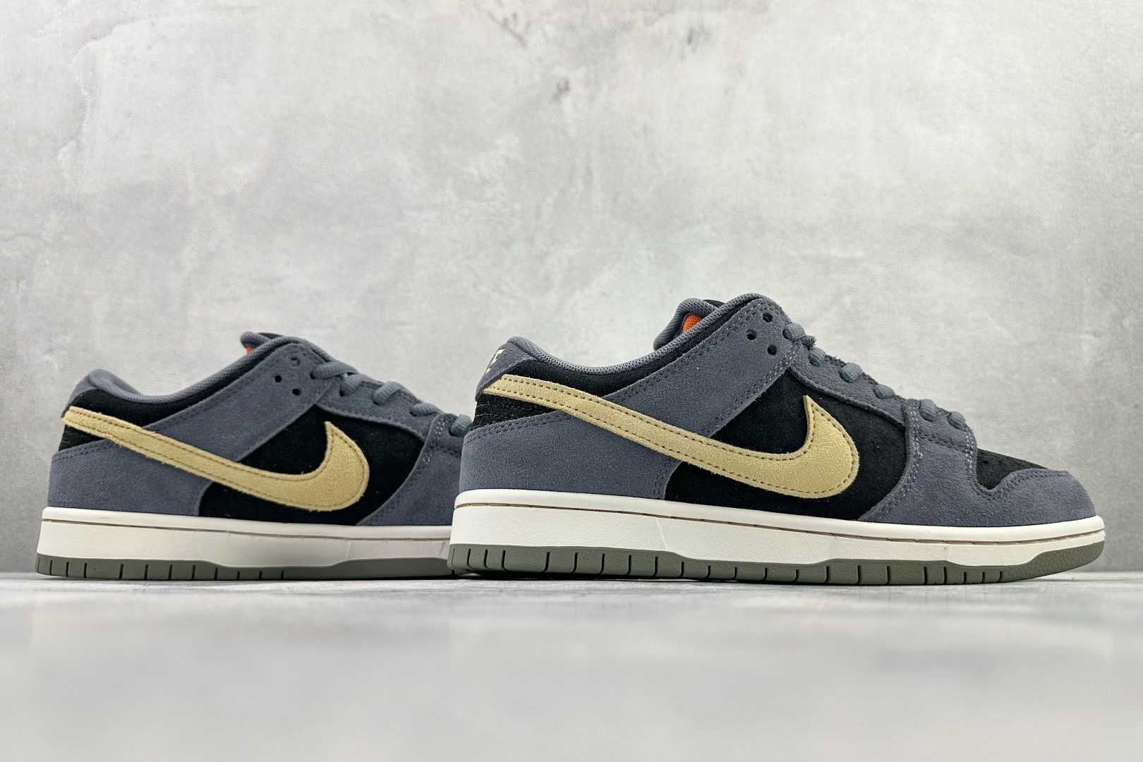 280 定制球鞋 Nike Dunk SB LOW ”Light Carbon”雾灰蓝 HF3063-002
