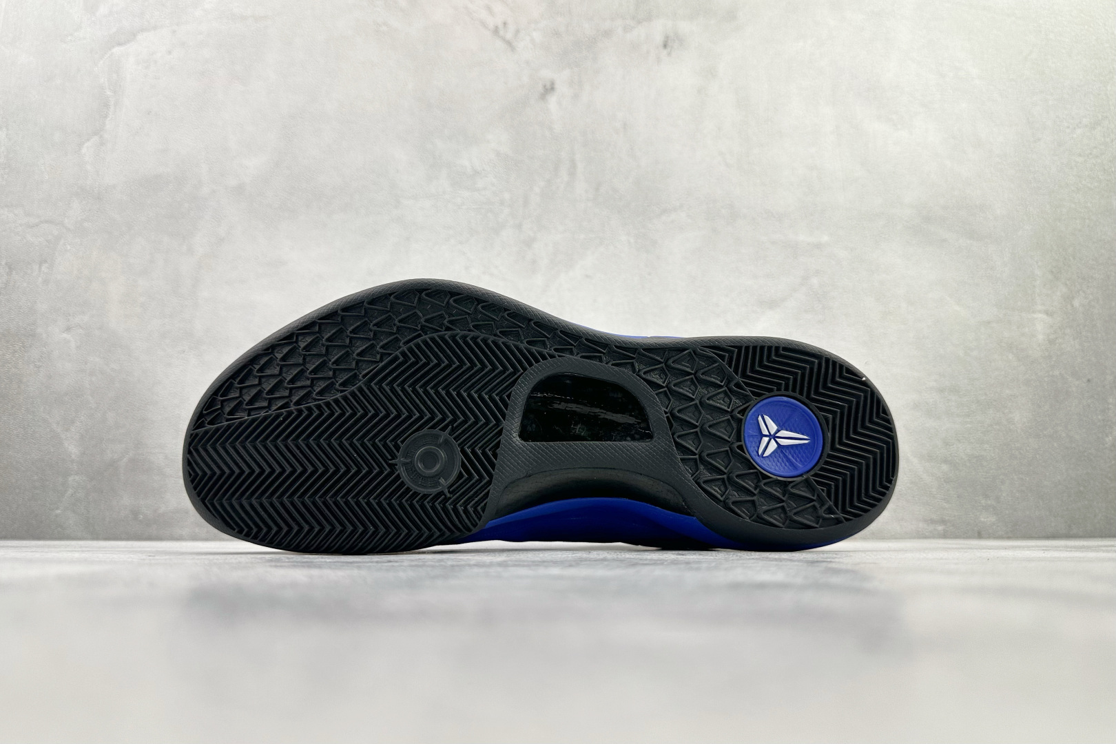 G 450 顶级纯原 完美复刻 定制球鞋 Nike Kobe 8 protro 蓝色 555035-202