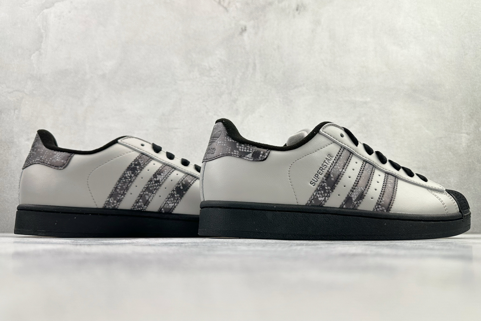 150 平台专供 adidas originals Super 2 灰色 JP6059