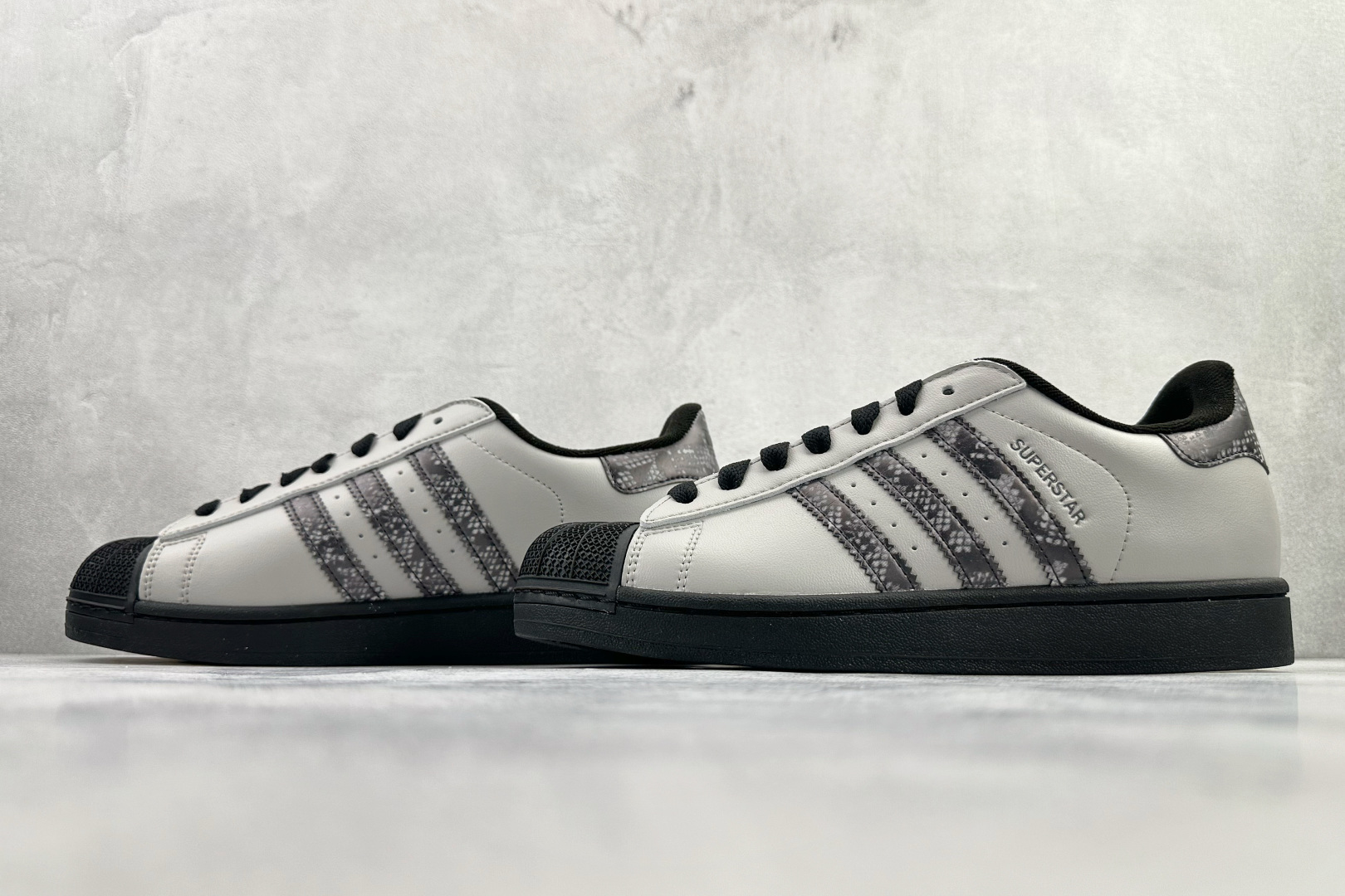 150 平台专供 adidas originals Super 2 灰色 JP6059