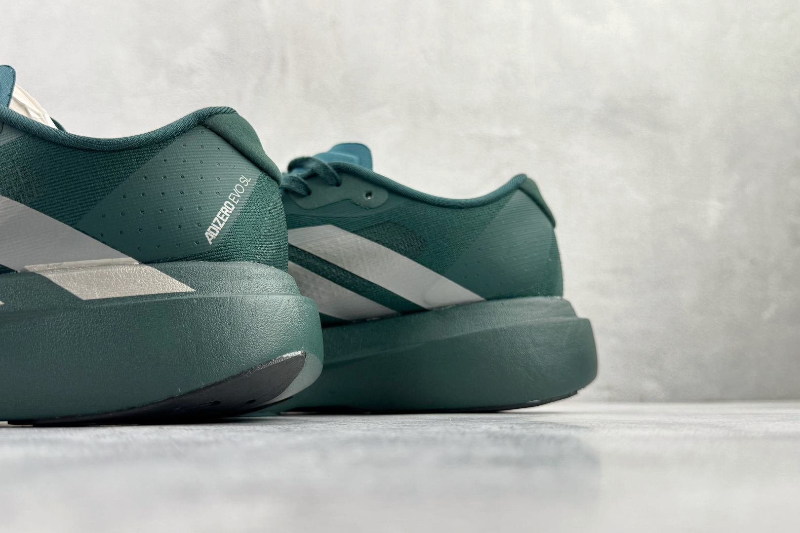 180 纯原 adidas Adizero Evo SL 黑银色 JQ4663