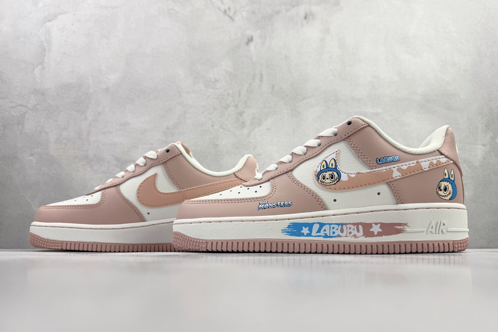 260 Nike Air Force 1 07 LABUBU 联名 粉白 KJ5188-694