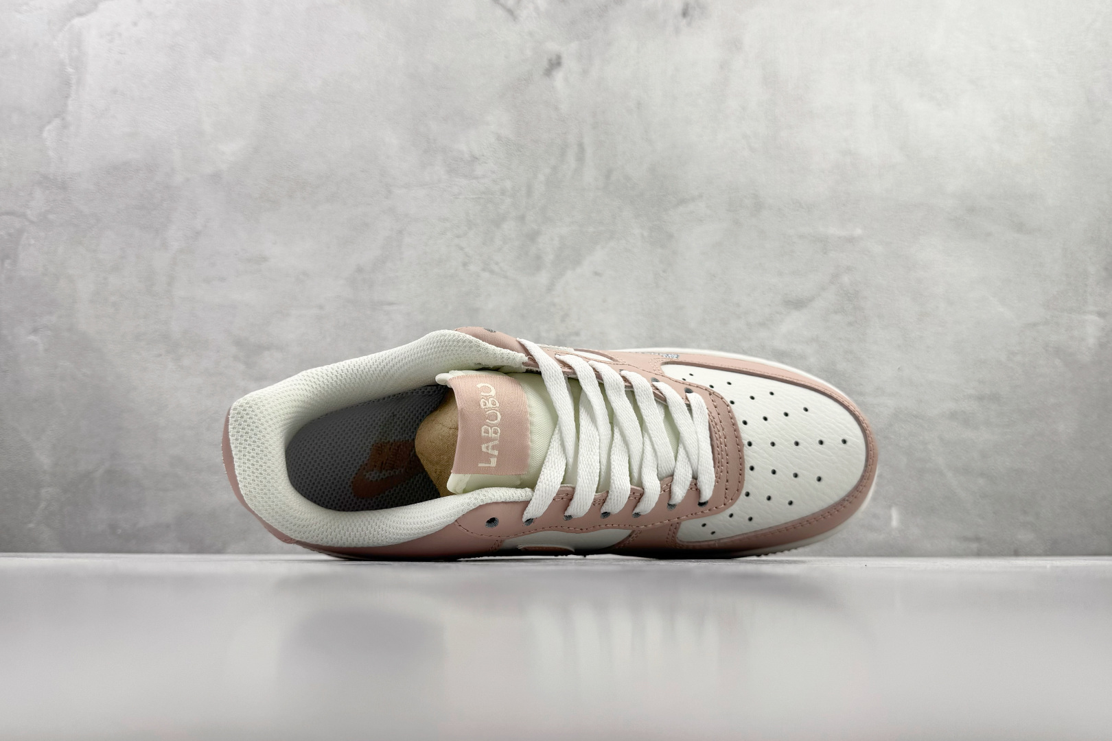 260 Nike Air Force 1 07 LABUBU 联名 粉白 KJ5188-694