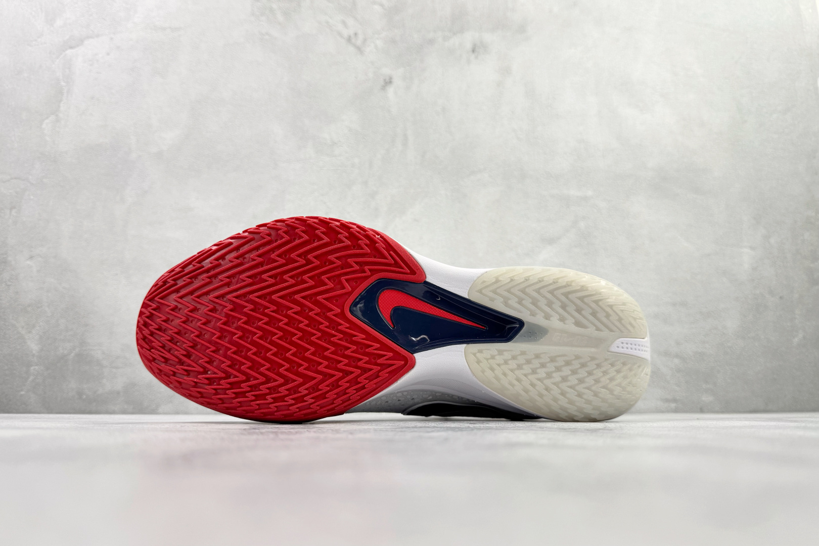 GT特价 本地💰150
双十一特价 Nike Air Zoom G.T. Cut 3 EP 灰红黑
货号:DV2918-103
尺码:36 36.5 37.5 38 38.5 39 40 40.5 41 42 42.5 43 44 44.5 45 46 46.5 47.5 48
编码:25