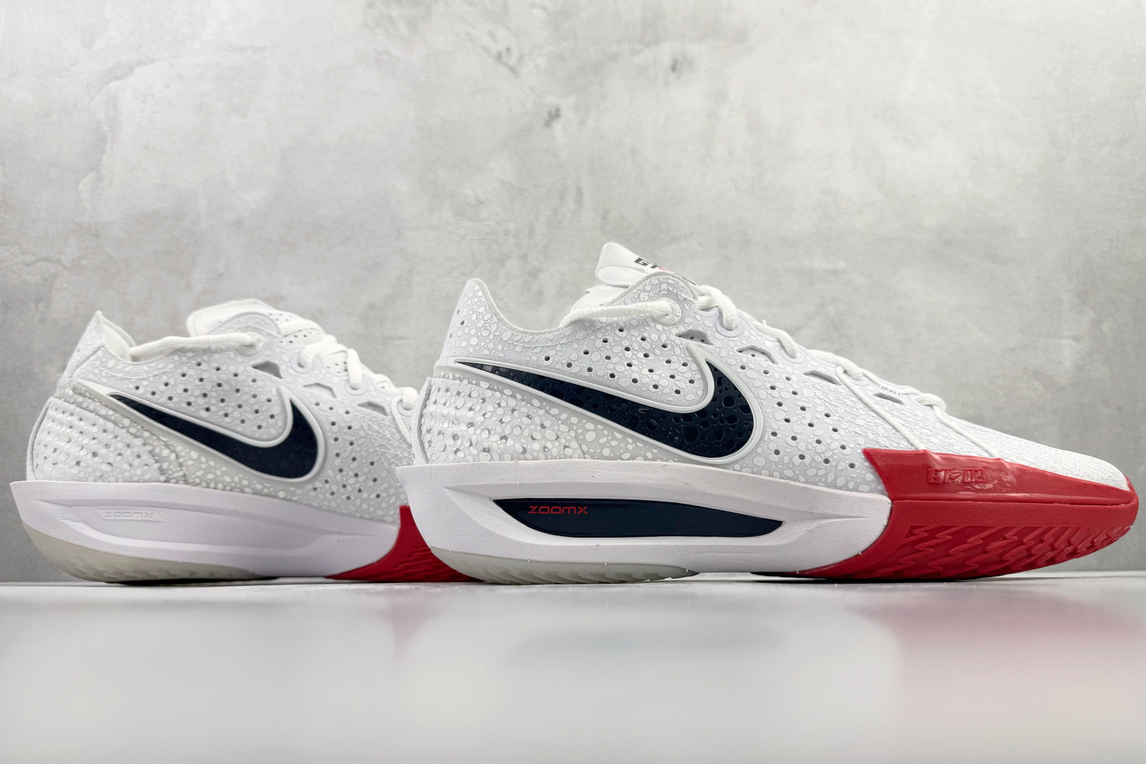 GT特价 本地💰150
双十一特价 Nike Air Zoom G.T. Cut 3 EP 灰红黑
货号:DV2918-103
尺码:36 36.5 37.5 38 38.5 39 40 40.5 41 42 42.5 43 44 44.5 45 46 46.5 47.5 48
编码:25