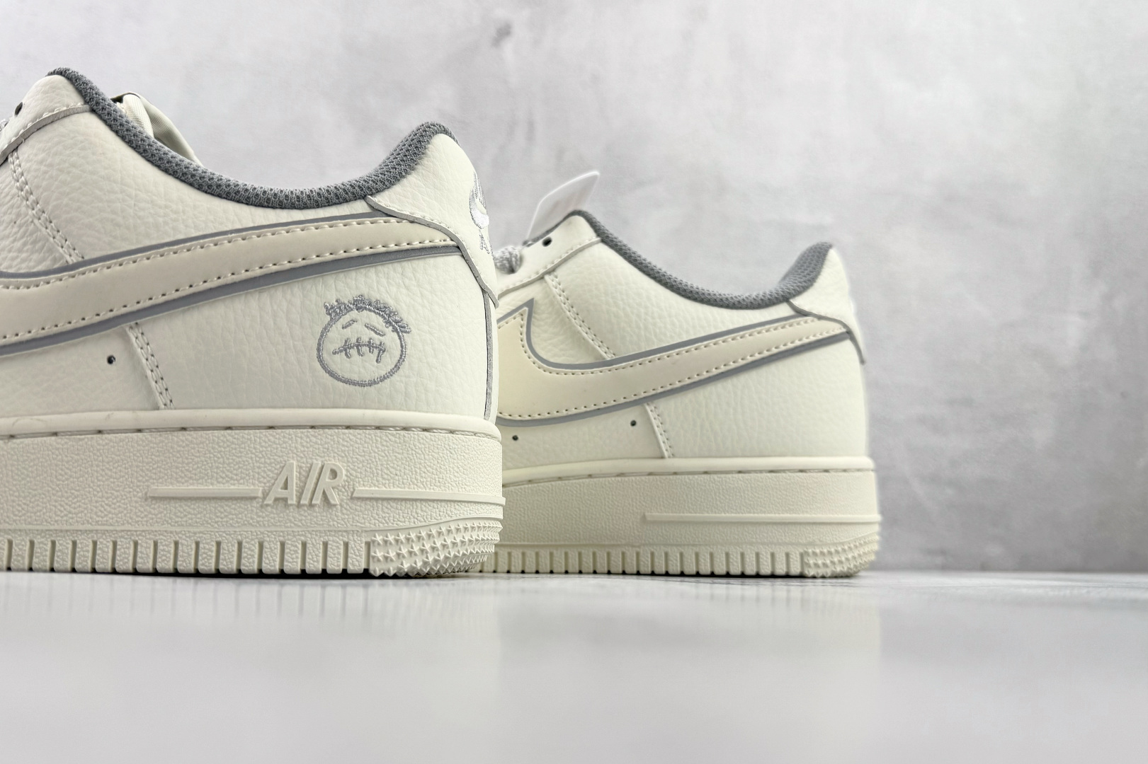 260 Nike Air Force 1'07 WB 米白色 CS5288-039