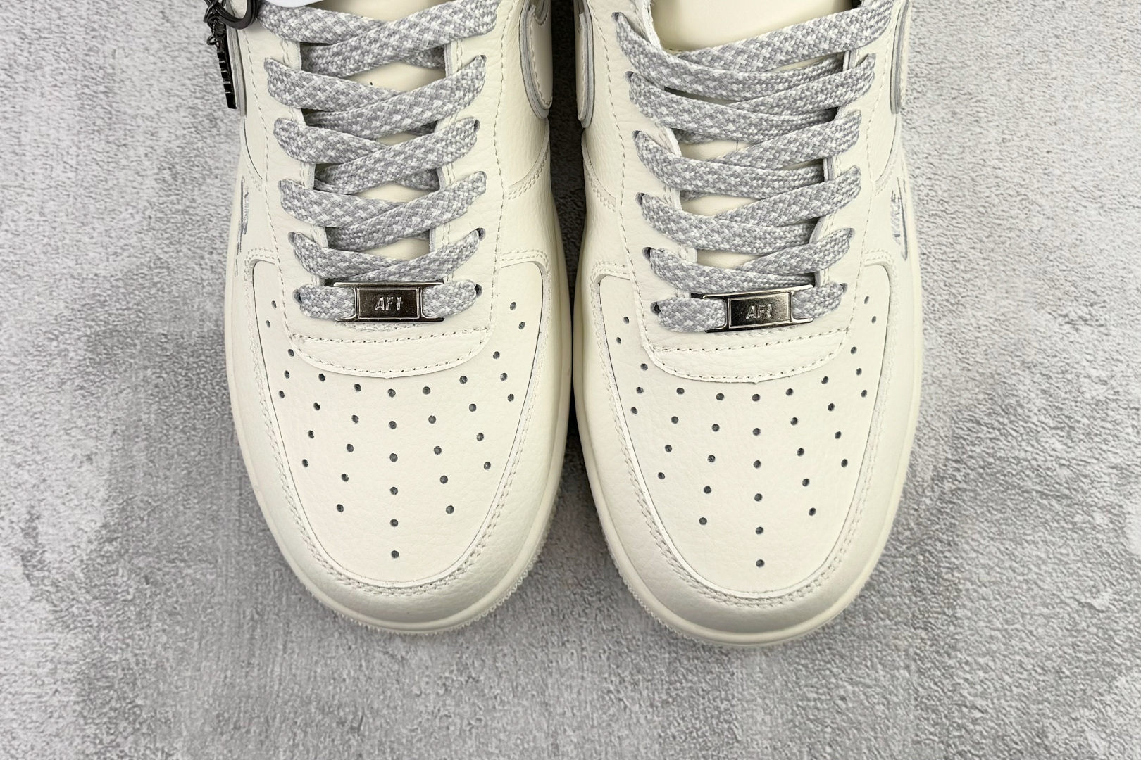 260 Nike Air Force 1'07 WB 米白色 CS5288-039