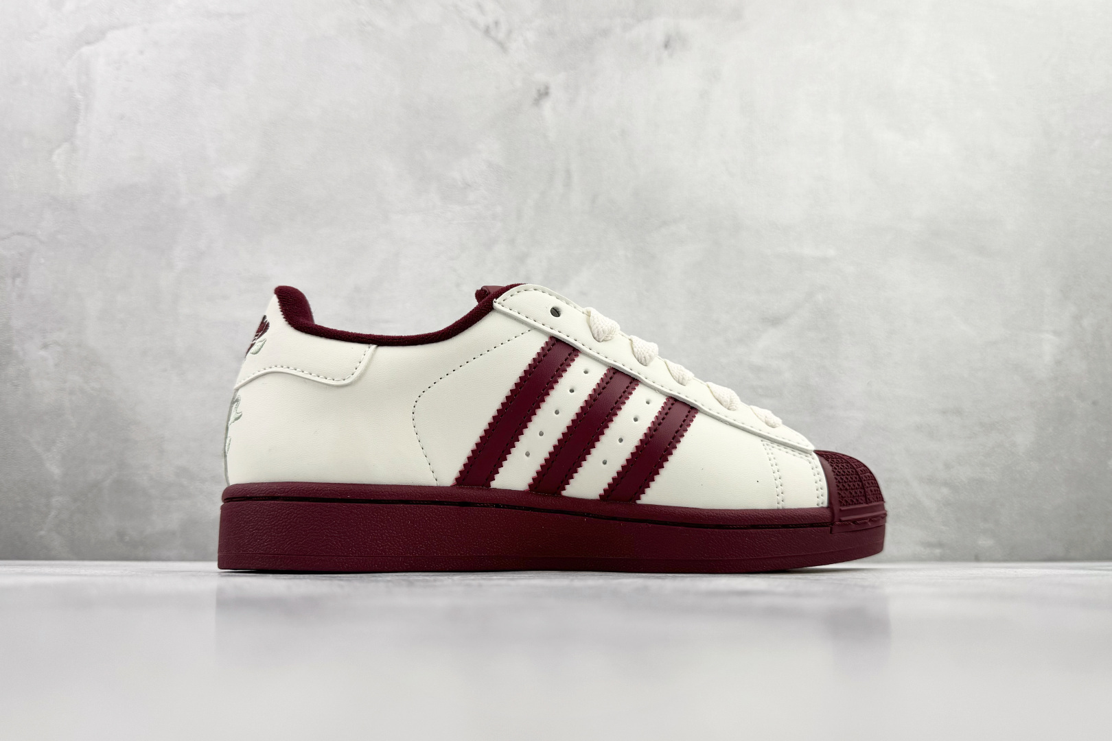 170 平台爆款adidas originals Super 2 白红色 KJ6981