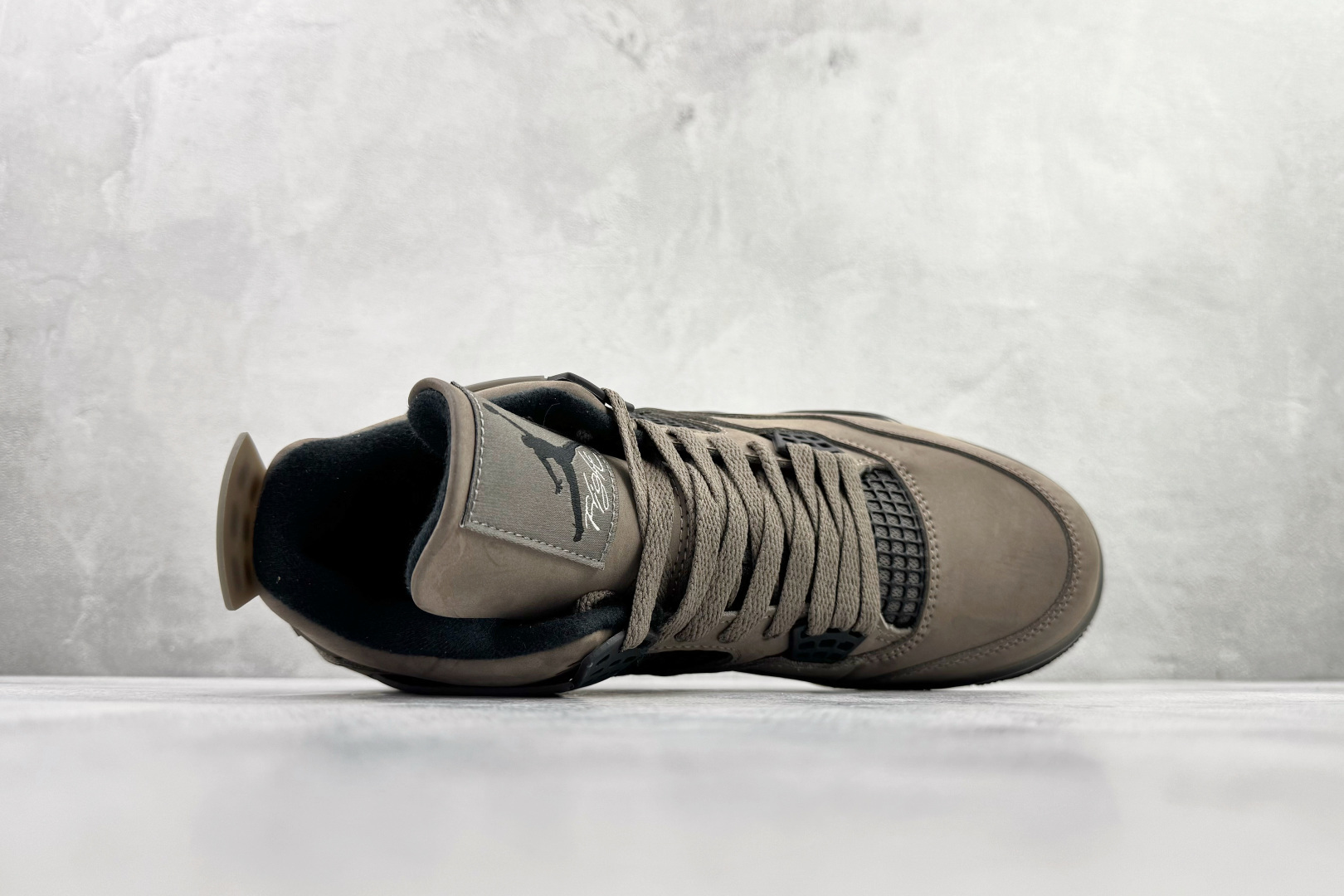 绿 X 260 OFF-WHITE x Jordan Air Jordan 4 RETRO 棕色 FV5029-200