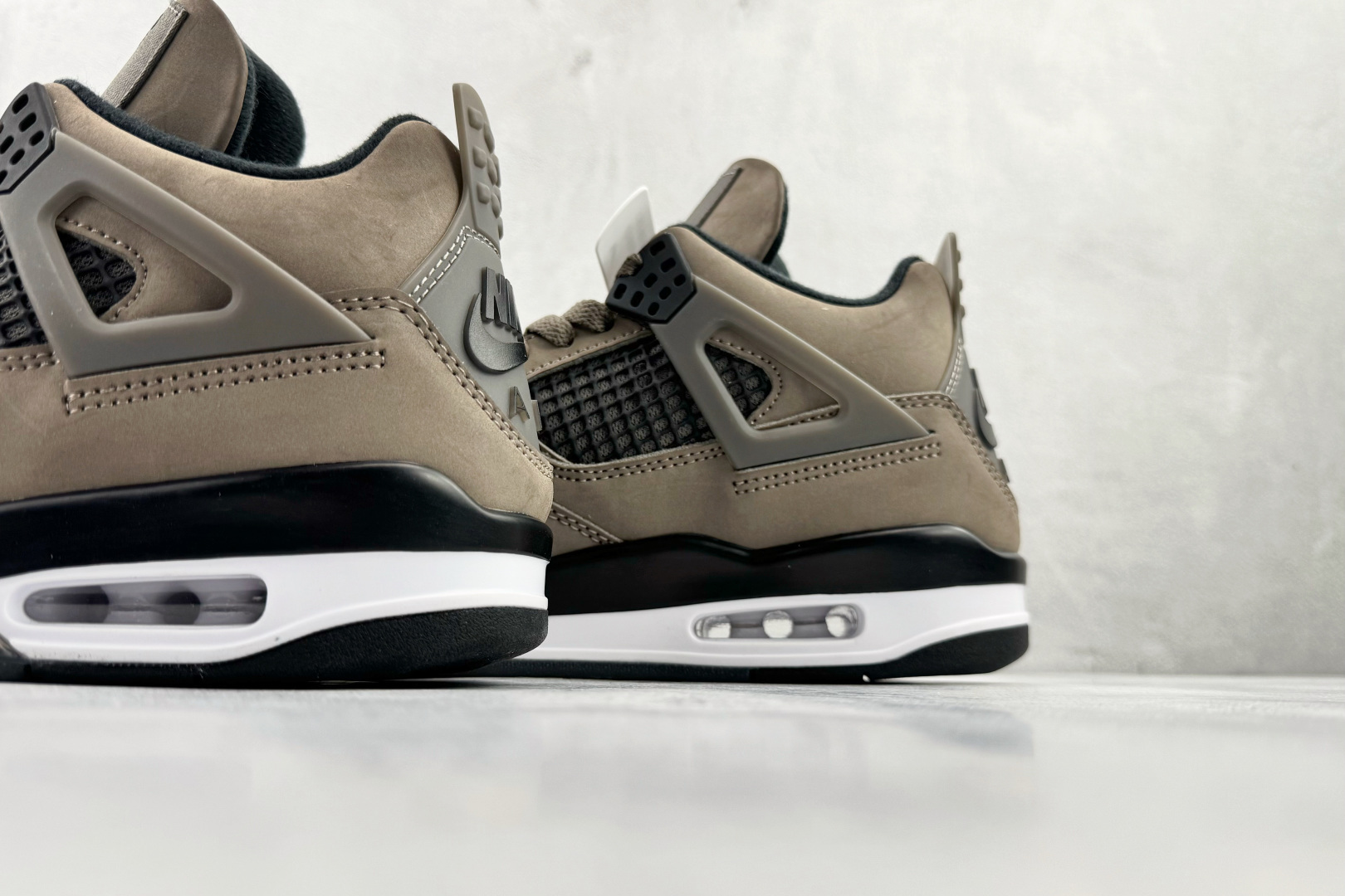 绿 X 260 OFF-WHITE x Jordan Air Jordan 4 RETRO 棕色 FV5029-200