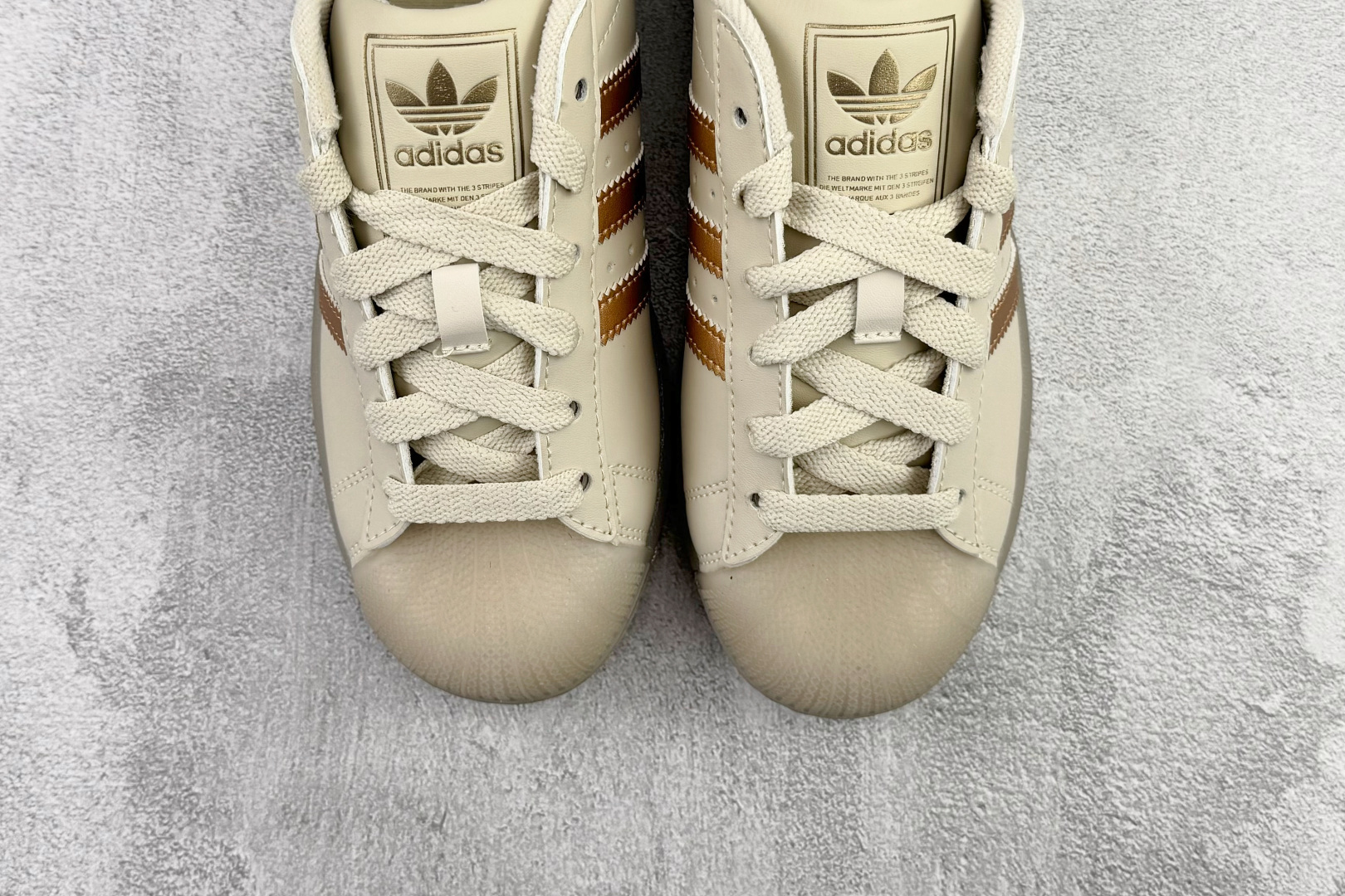 150 平台专供 adidas originals Super 2 米色 JR7355