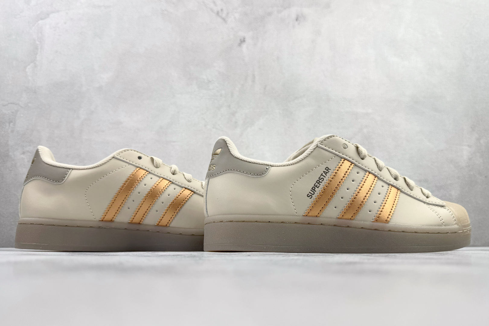 150 平台专供 adidas originals Super 2 米色 JR7355