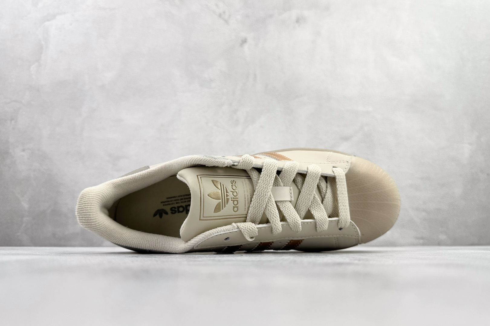 150 平台专供 adidas originals Super 2 米色 JR7355