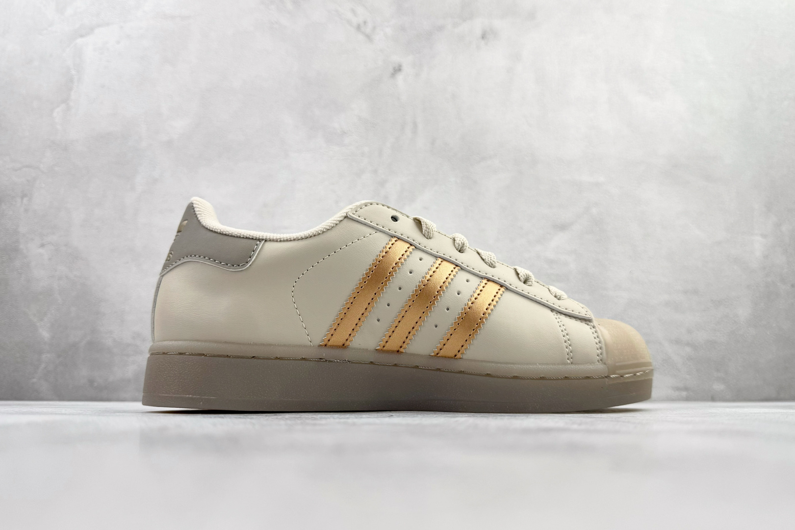 150 平台专供 adidas originals Super 2 米色 JR7355