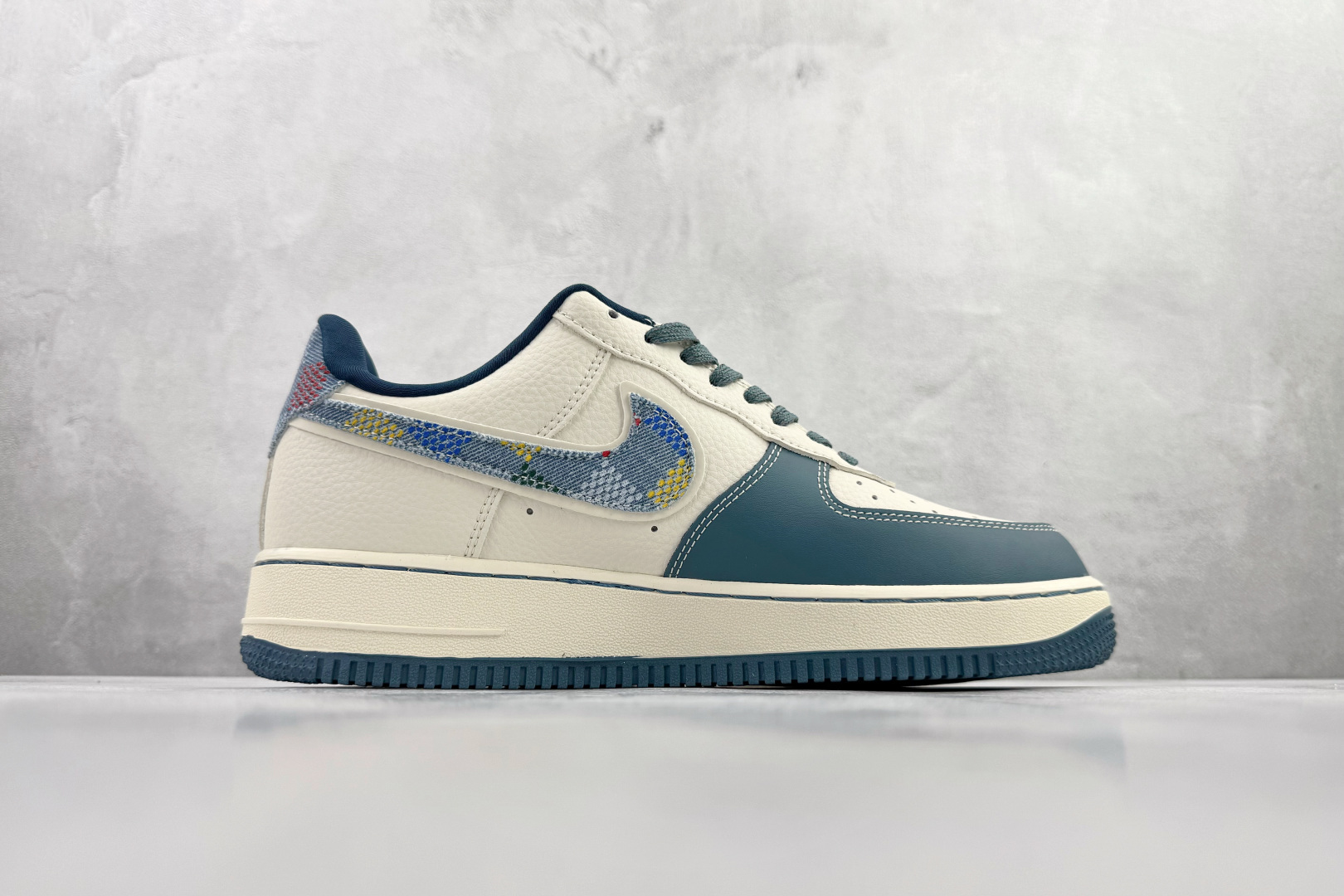 Nike Air Force 1'07 LV 联名 绿白 DD1982-301