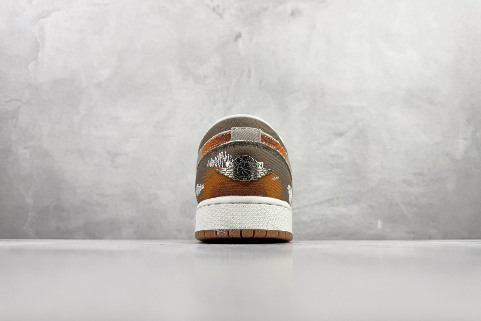 200 综合版 Jordan Air Jordan 1 LOW SE 蓝棕色 IM6664-991