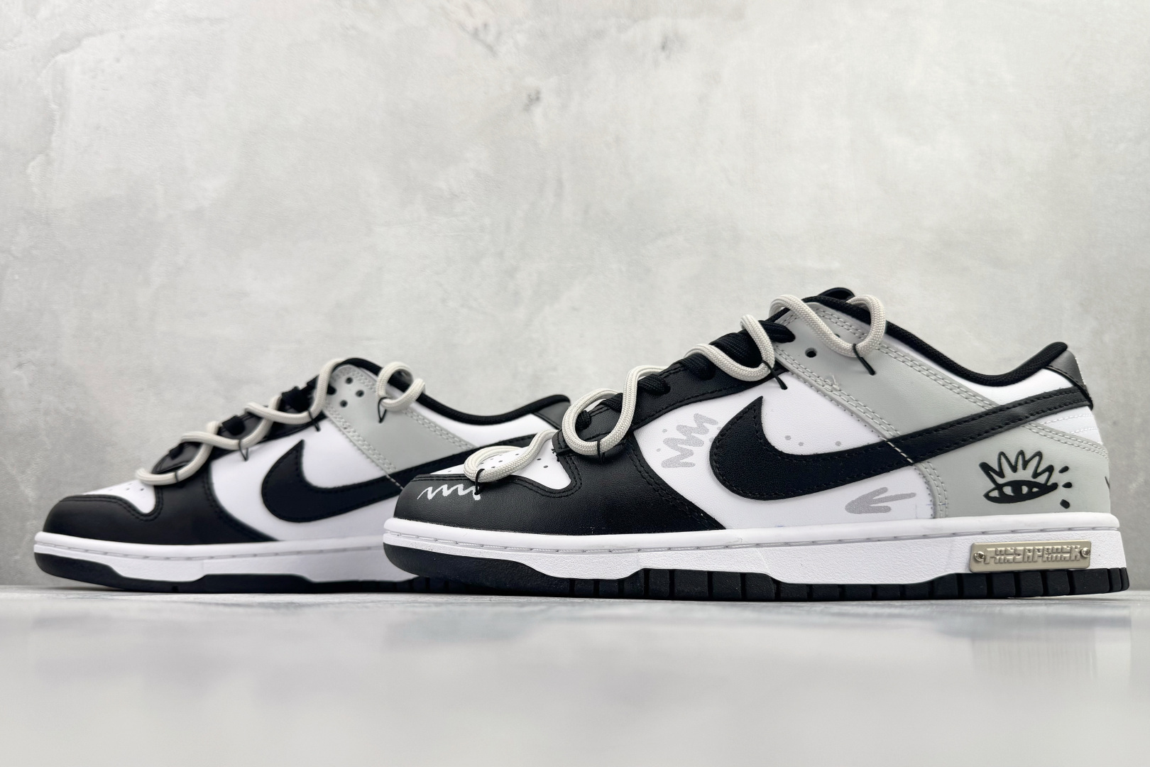 300 定制球鞋 Nike Dunk LOW RETRO 不羁涂鸦 黑白 DD1391-100