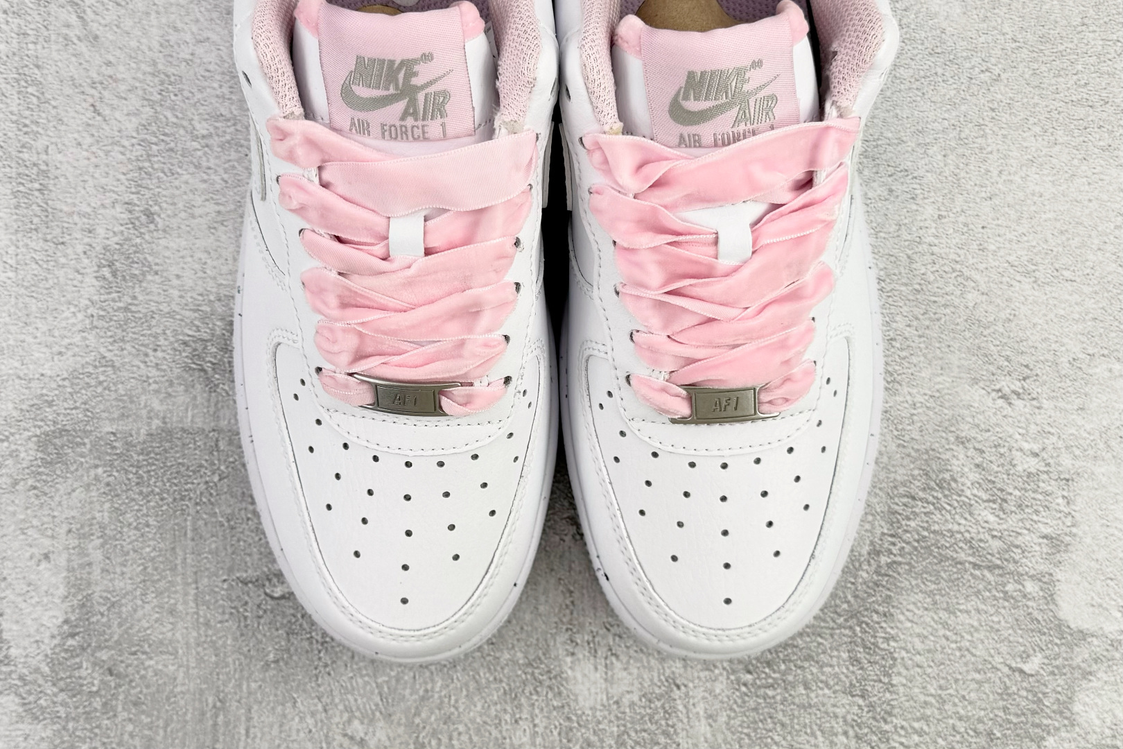 200 Nike Air Force 1 '07 Vintage 白粉色 HV4403-601