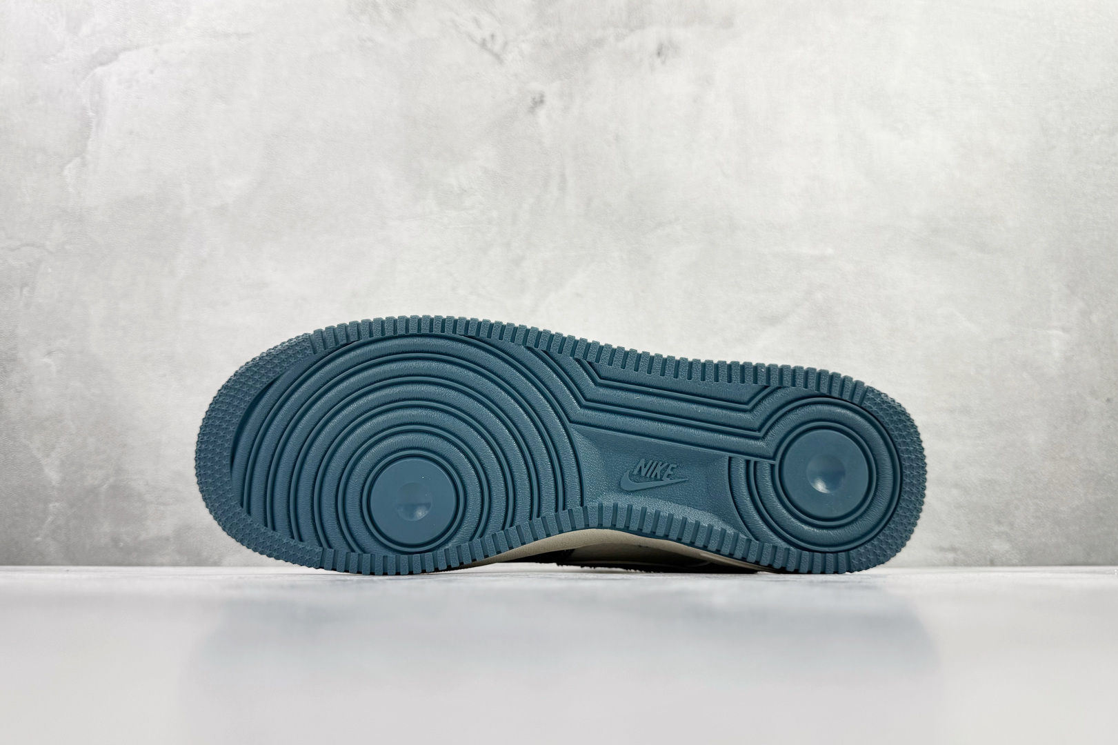 Nike Air Force 1'07 LV 联名 绿白 DD1982-301