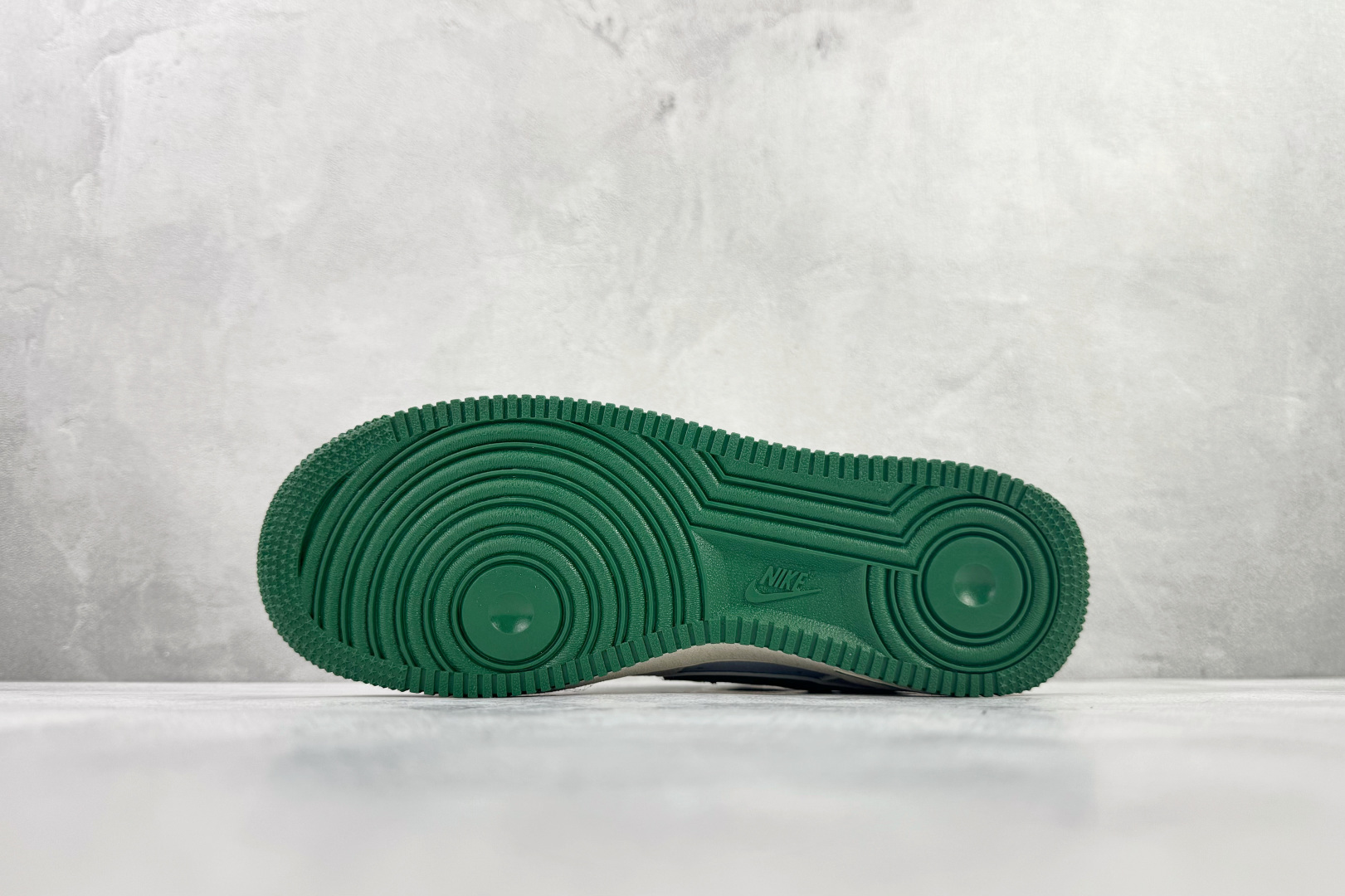 Nike Air Force 1'07 斯图西 联名 米白绿 DD1982-305