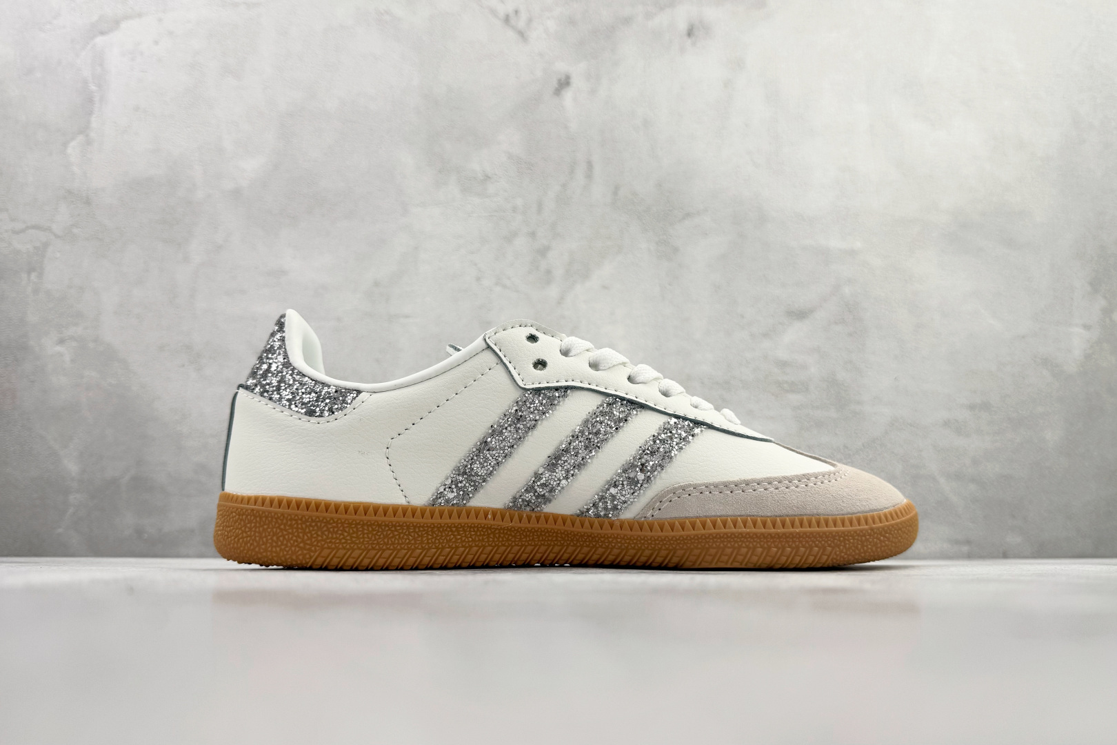 出口订单 adidas originals Samba 亮白 ST5866