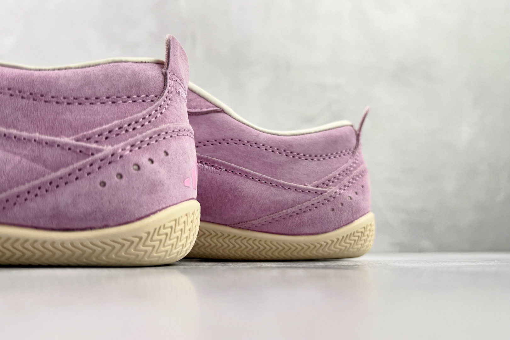 出口订单 adidas URBAN REVERIE 粉色 KJ4035