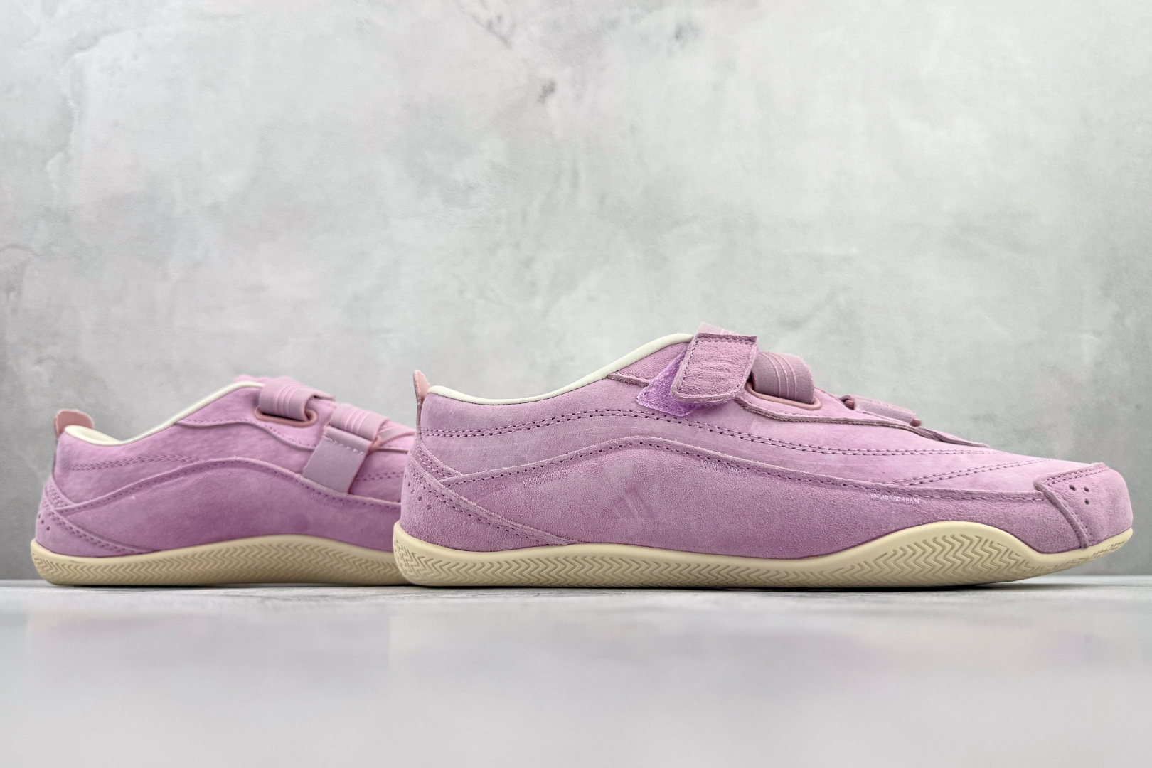 出口订单 adidas URBAN REVERIE 粉色 KJ4035