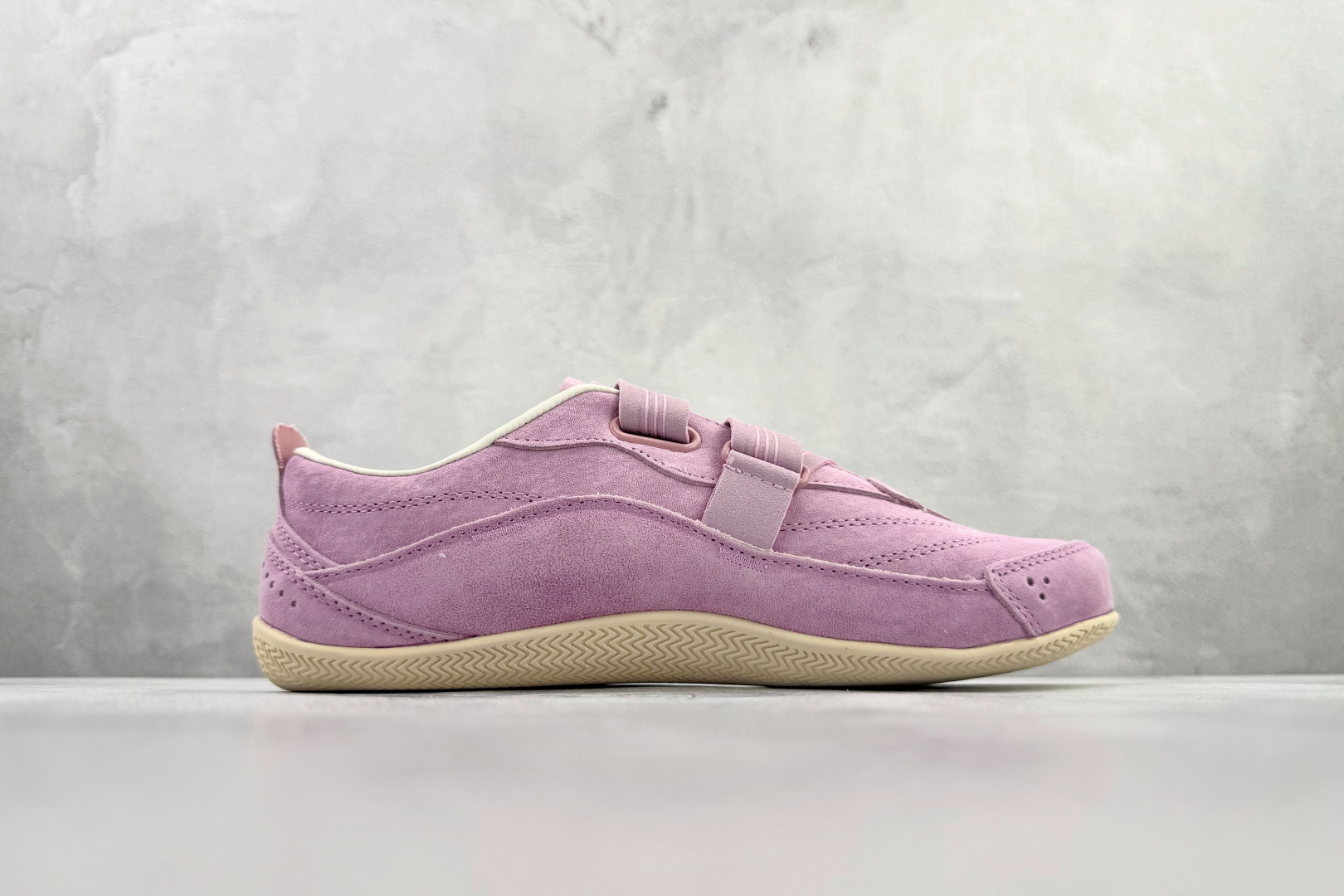 出口订单 adidas URBAN REVERIE 粉色 KJ4035