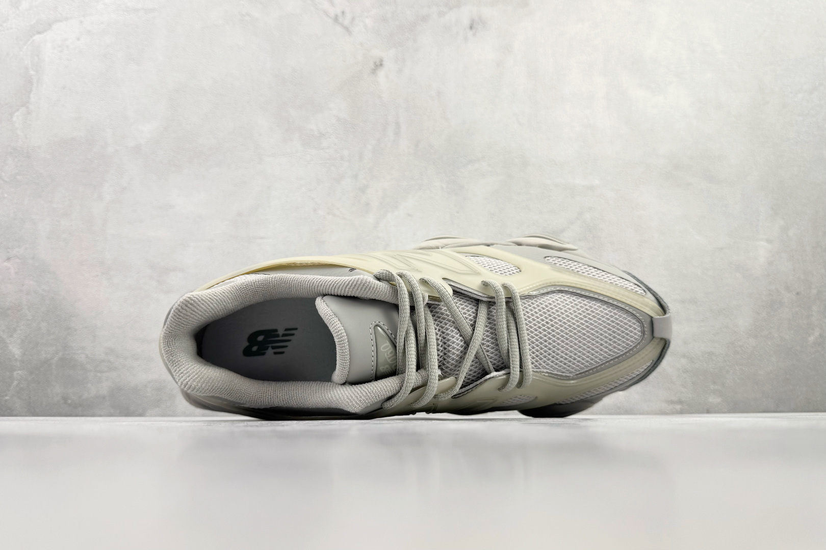 大厂出品 New Balance NB 9060 灰色 U9060IAB