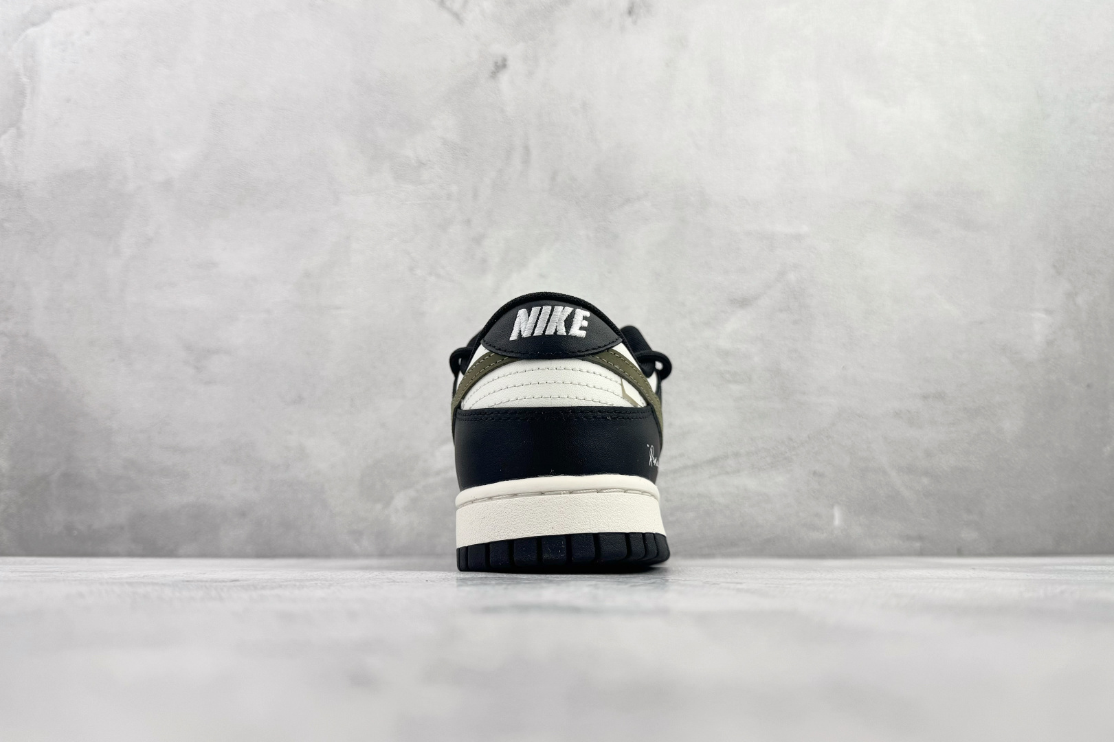 定制球鞋 Nike Dunk 山居冷茶 黑白绿 BG0512-083