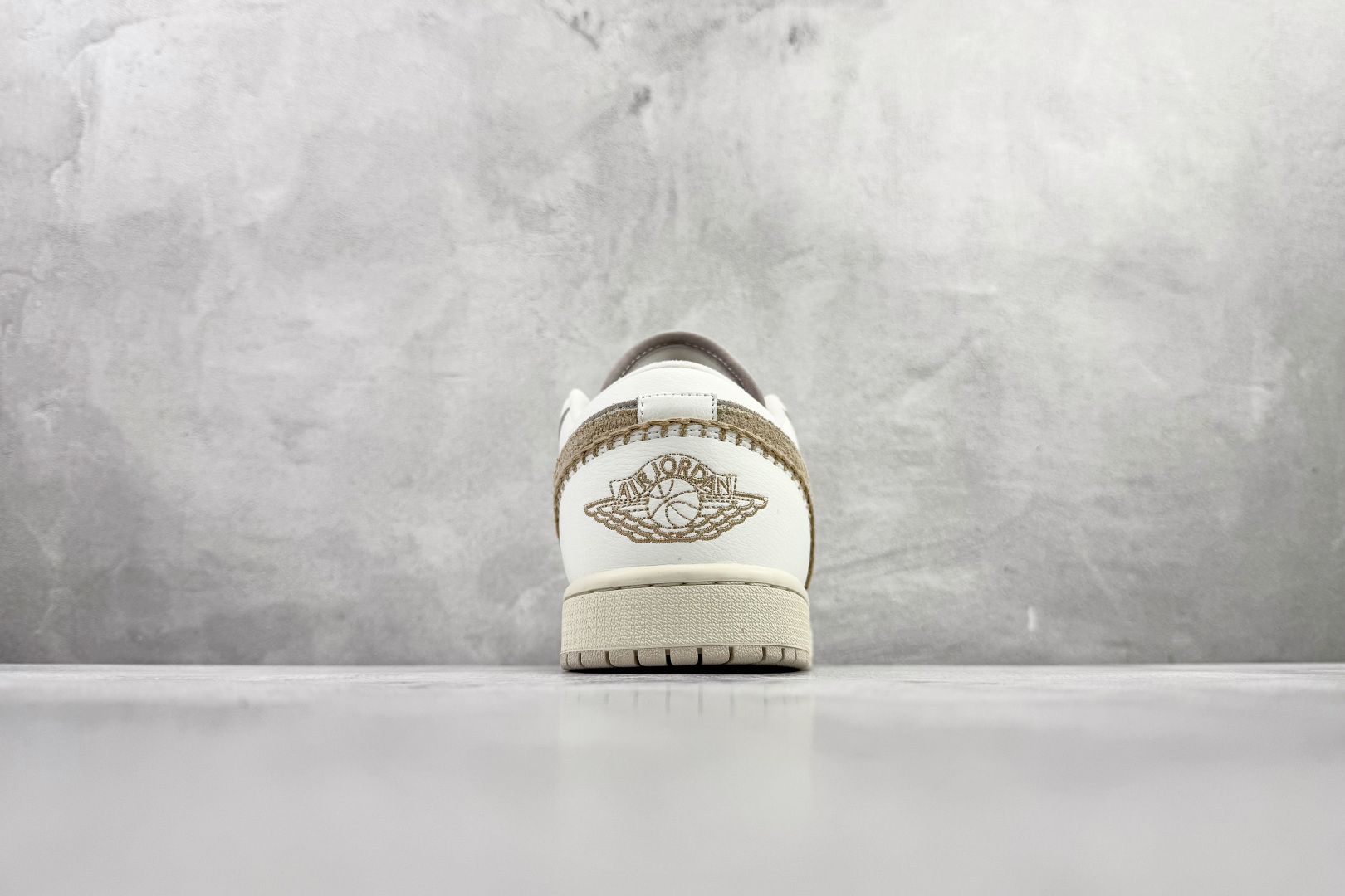 综合版 Jordan Air Jordan 1 LOW SE 米色 HV4268-120