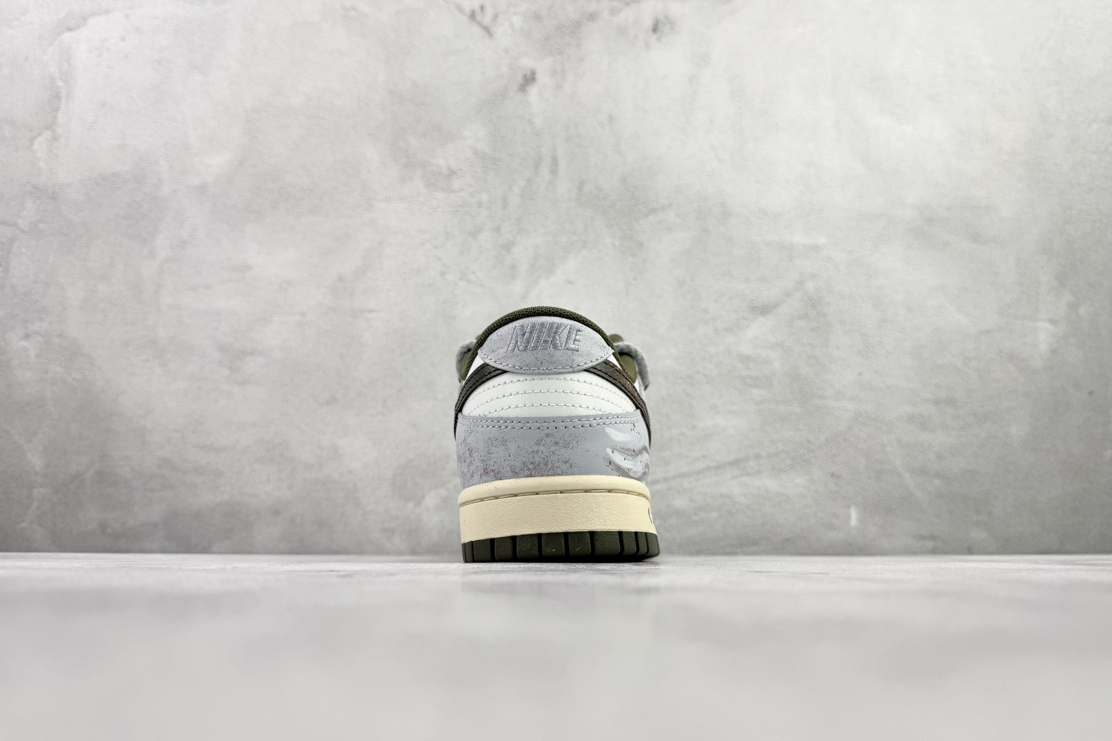 定制球鞋 Nike Dunk LOW RETRO 素履鎏金 黑白 HF5441-102