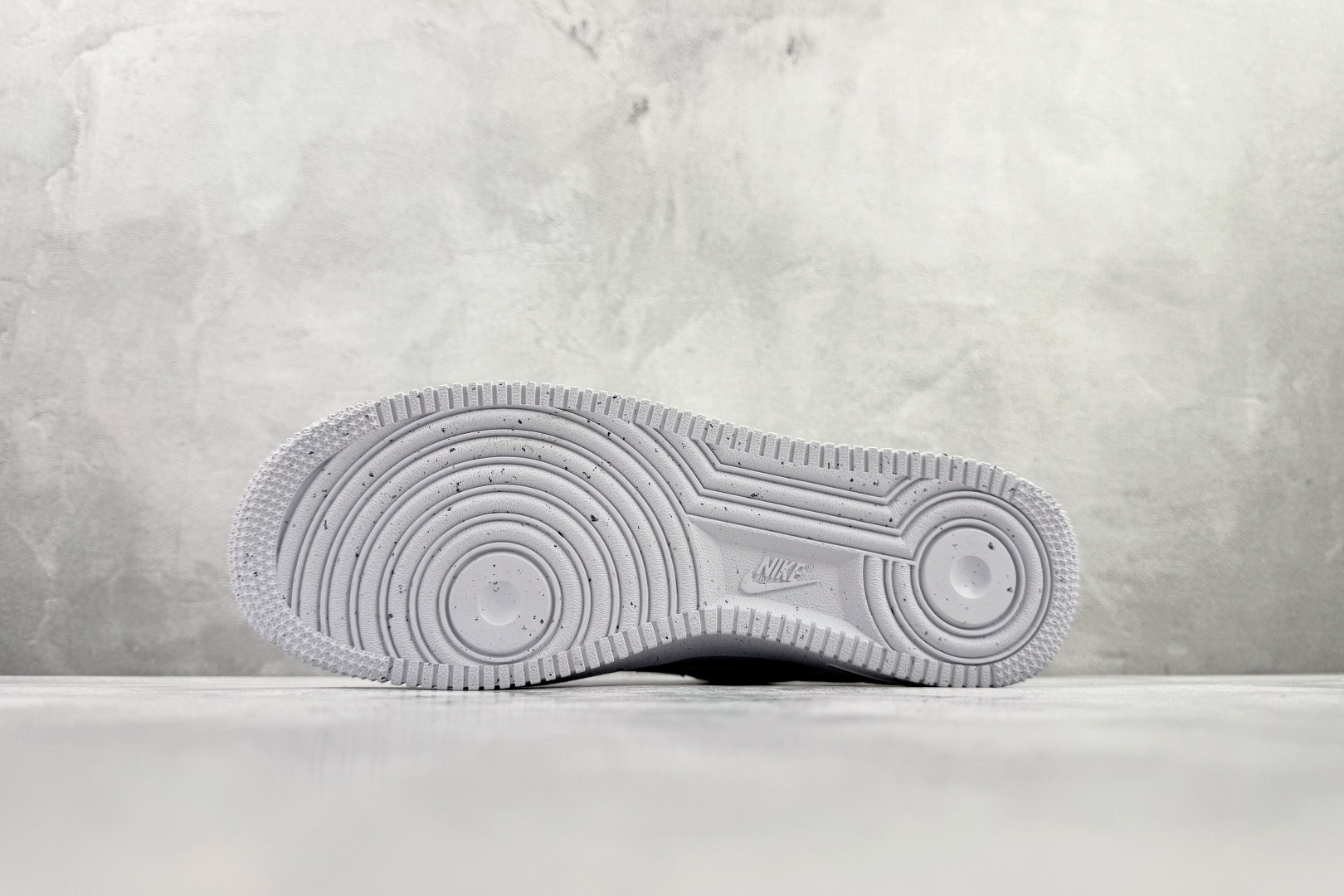 Nike Air Force 1 '07 Vintage 白红 HV4403-600