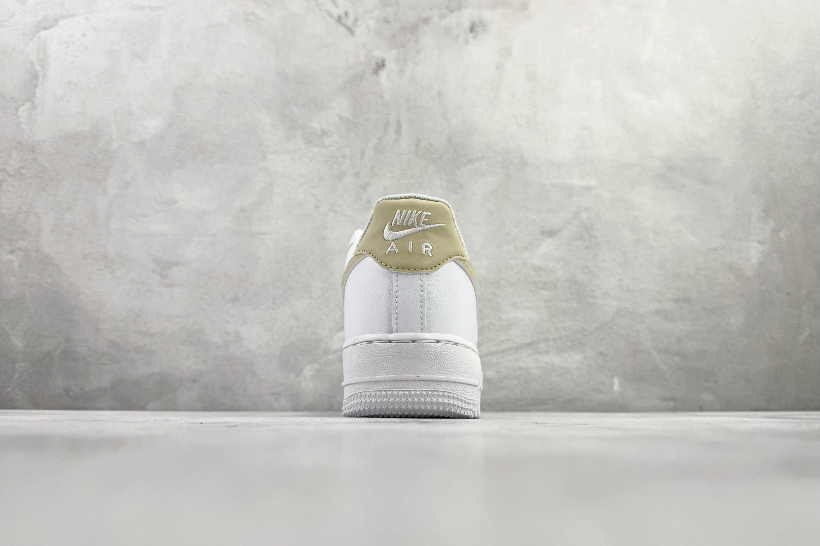 Nike Air Force 1 '07 Vintage 白色 FJ4146-120