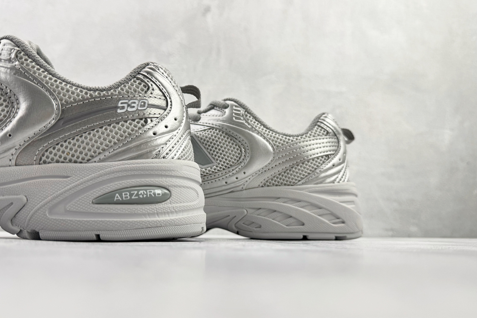 New Balance NB 530 银灰色 MR530ZGS
