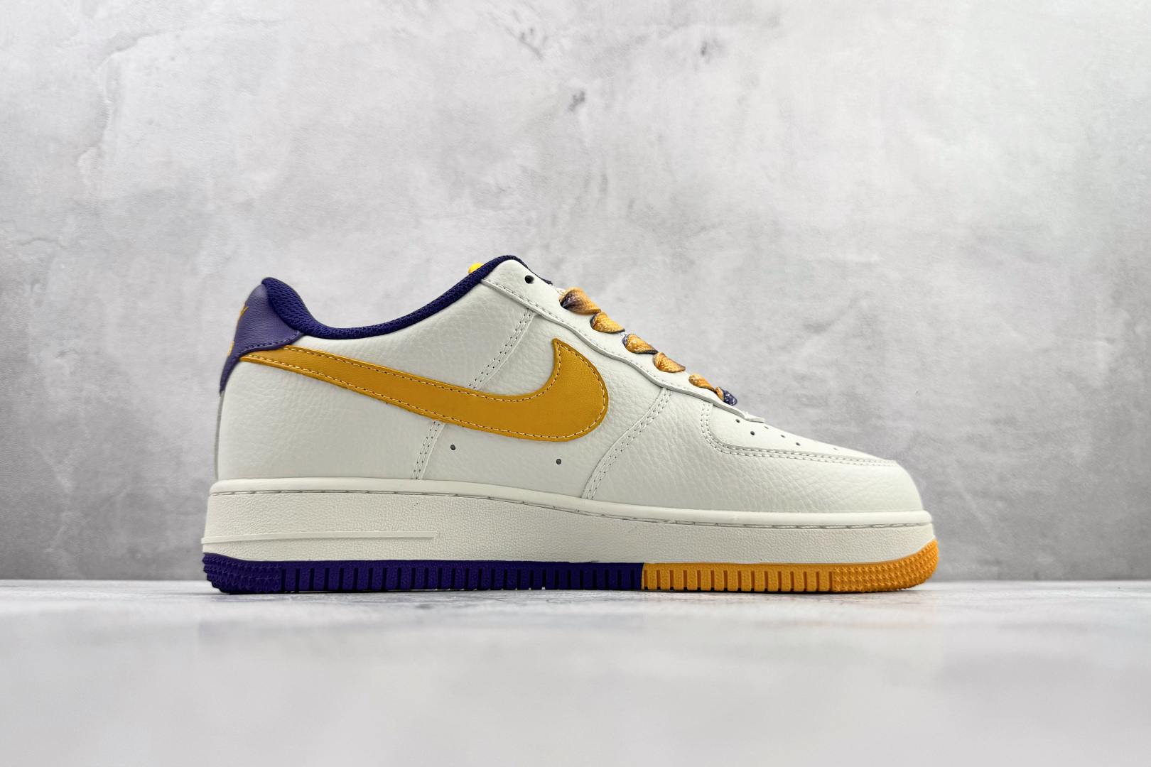 Nike Air Force 1'07 WB 白橙色 CS5288-006