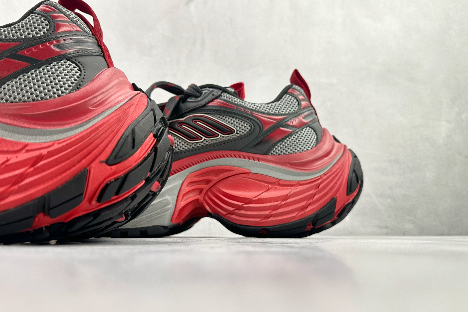 430 最新外贸批次 Balenciaga巴黎世家 6XL 红灰色 815859W2MV2