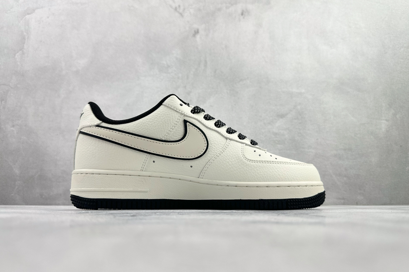 260 Nike Air Force 1 low NIKE 白黑色 CS5288-047