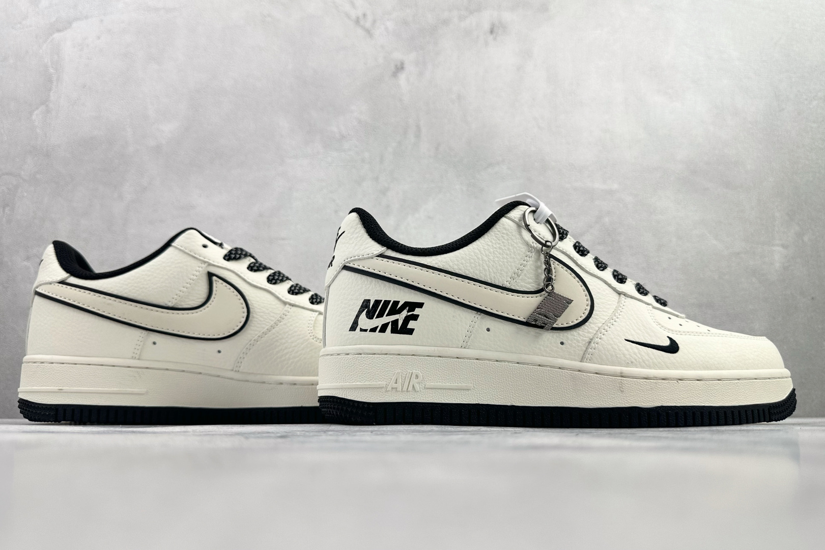 260 Nike Air Force 1 low NIKE 白黑色 CS5288-047