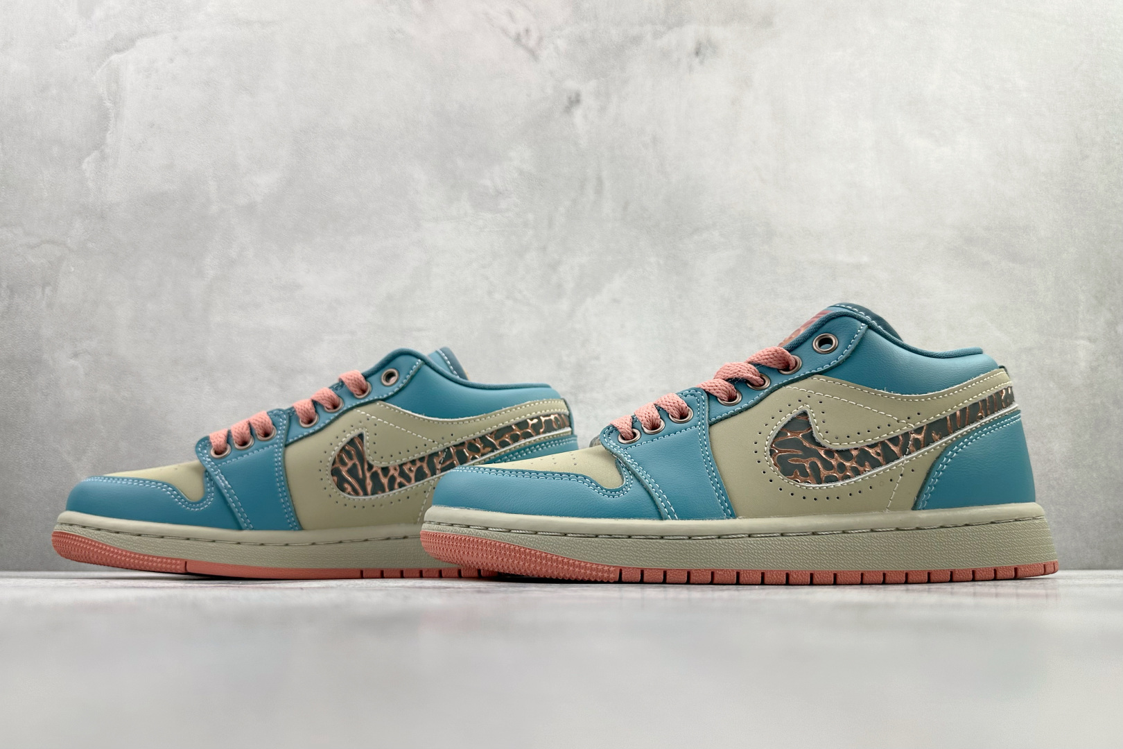 200 综合版 Jordan Air Jordan 1 SE 米蓝粉 IM8120-464