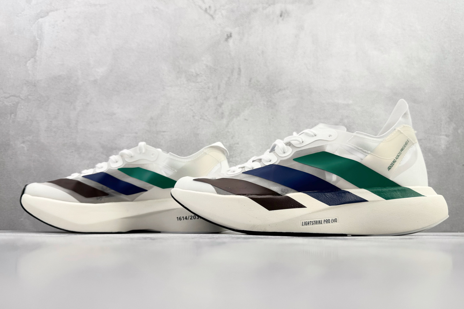 210 平台订单 adidas Adizero Adios Pro Evo 1 白色 JQ3642